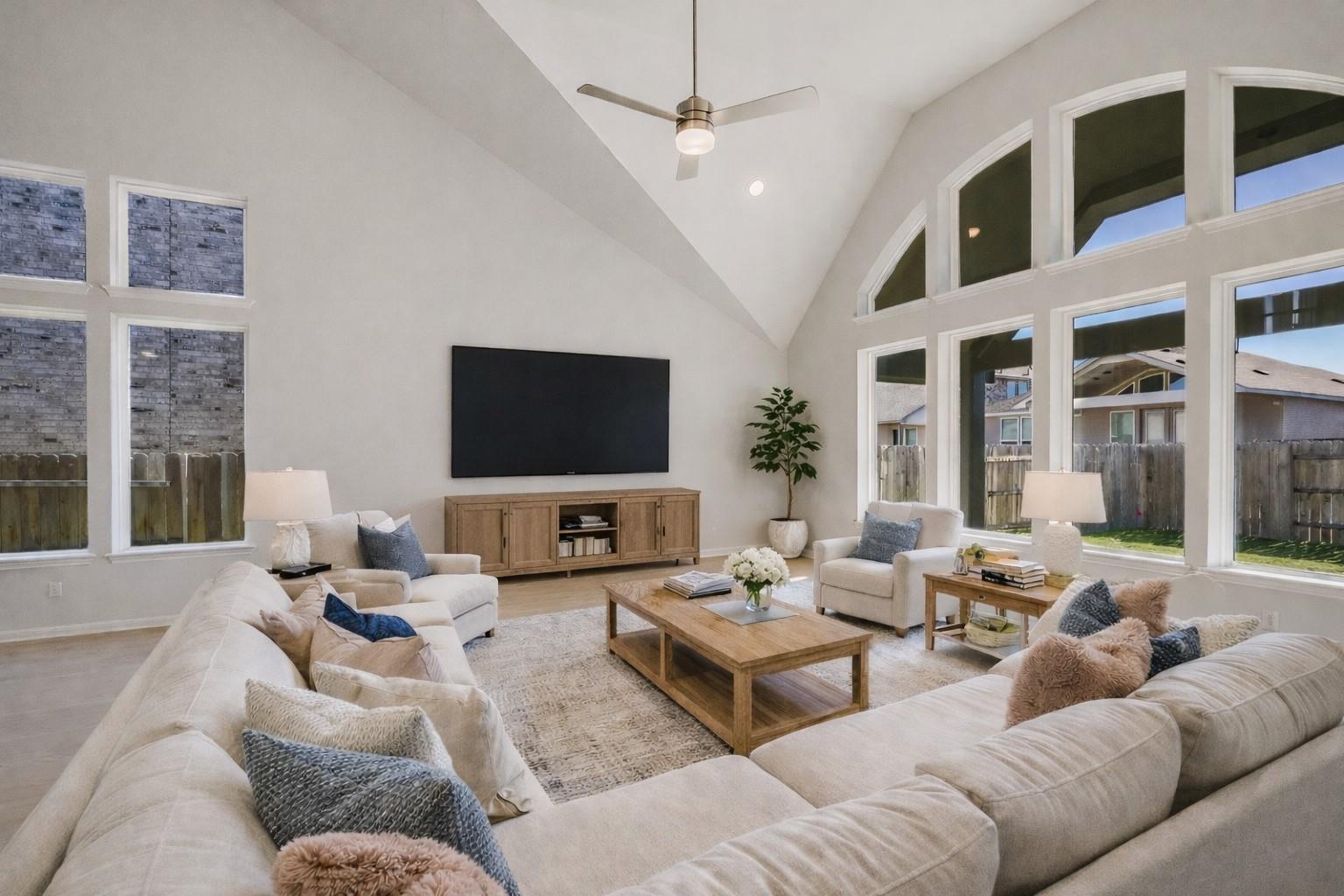 237 Smithsonian Ln, Kyle, TX 78640