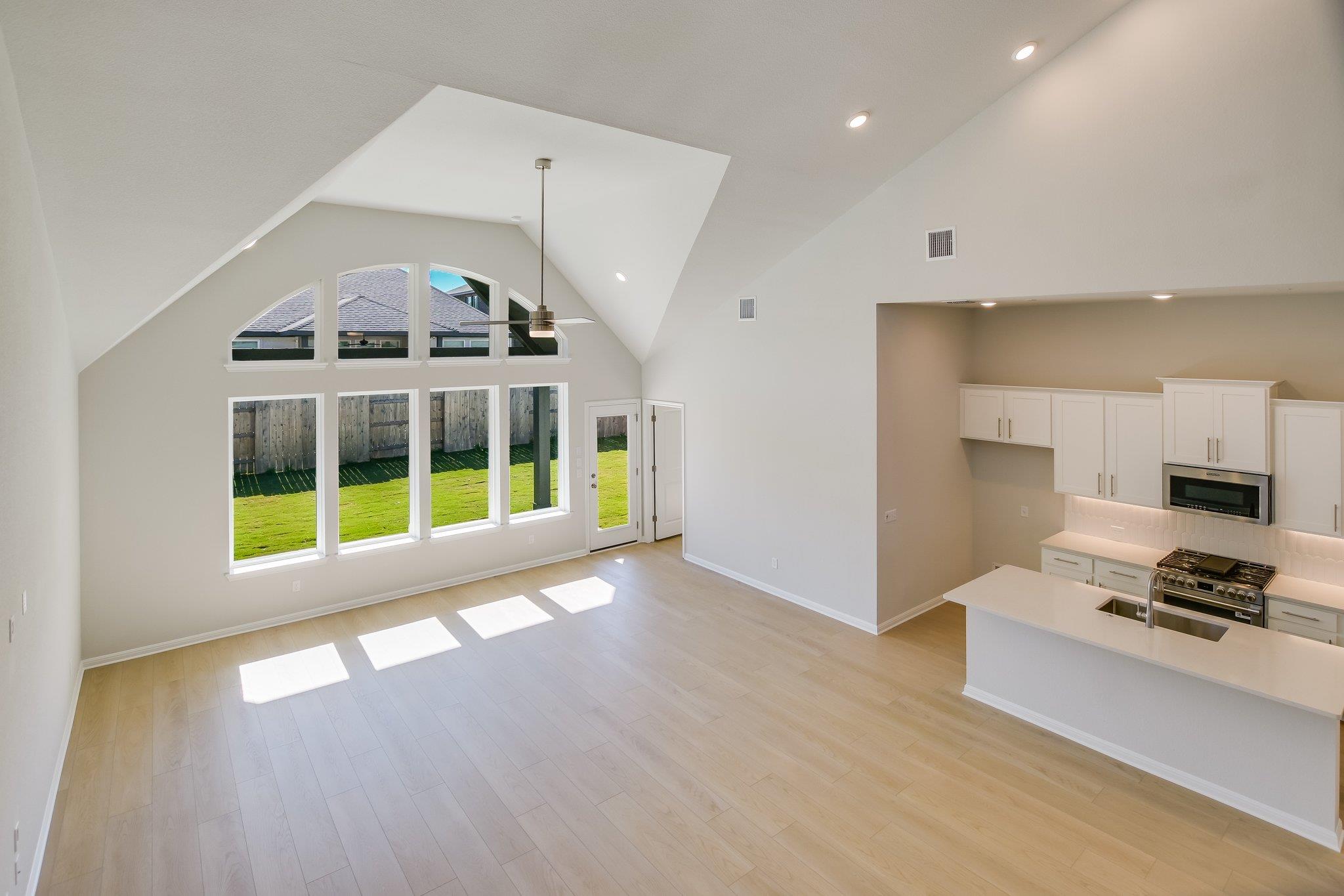 237 Smithsonian Ln, Kyle, TX 78640