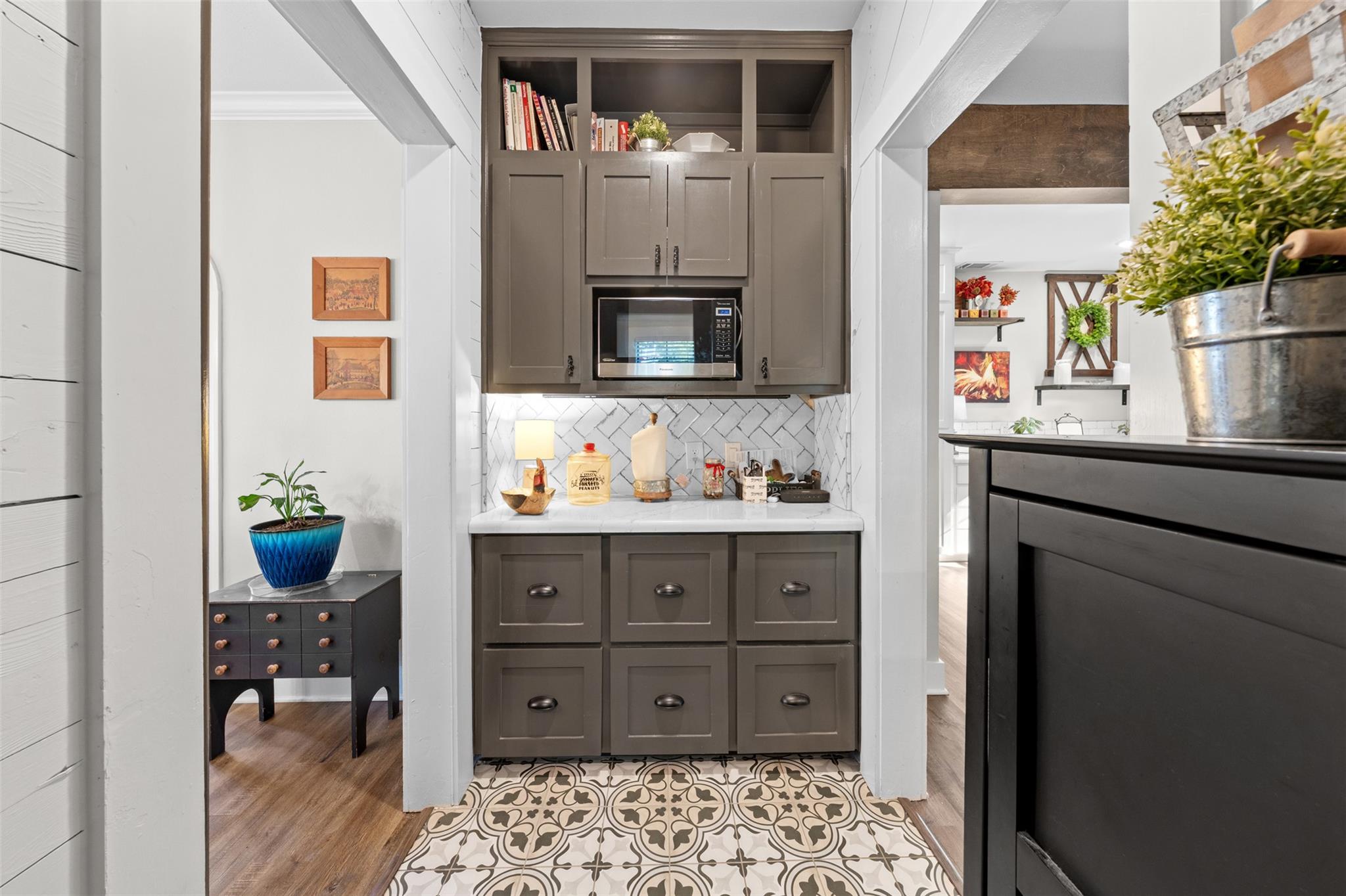 1005 E 14th St, Cameron, TX 76520