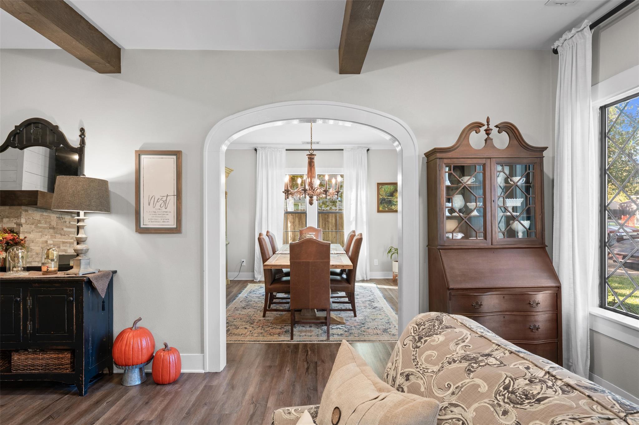 1005 E 14th St, Cameron, TX 76520