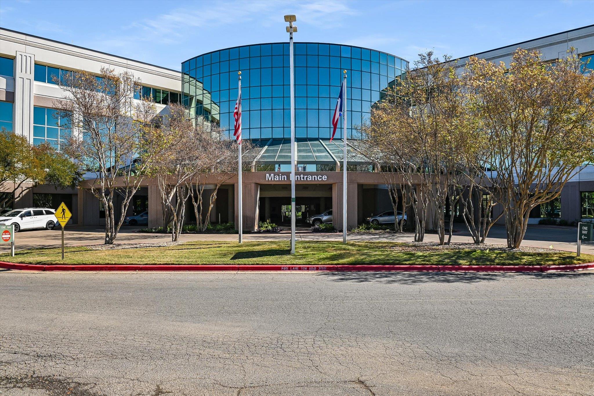 6808 Luckenbach Ln, Austin, TX 78729