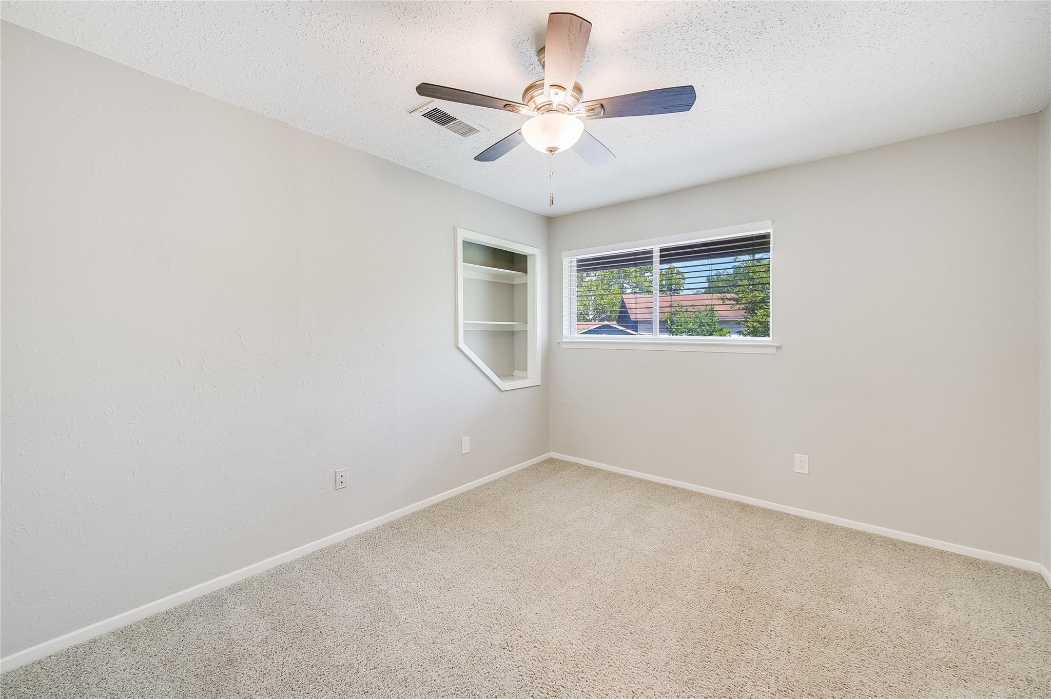 5913 Little Creek Trl, Austin, TX 78744