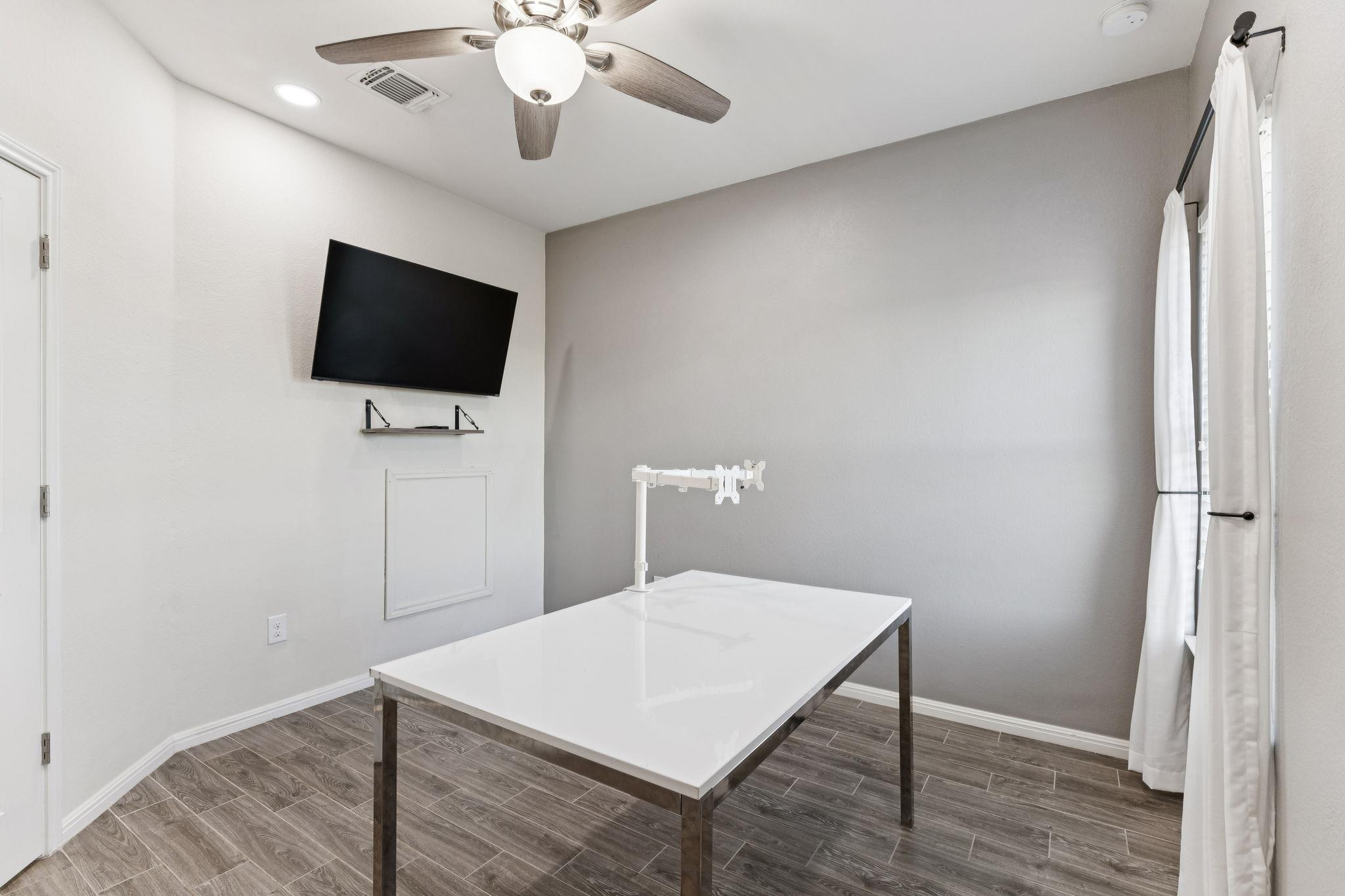 7808 Glover Dr, Austin, TX 78744