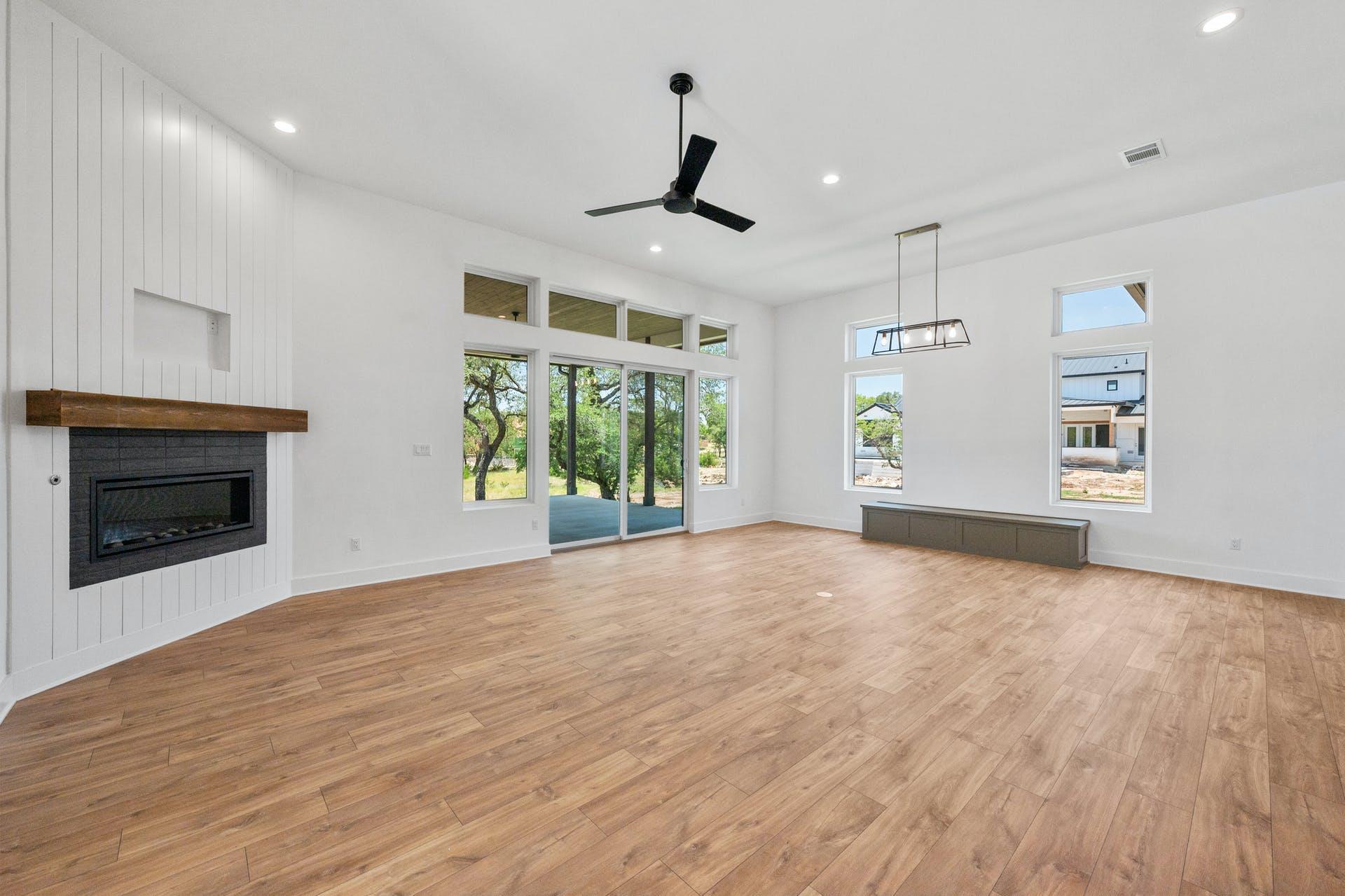 125 Stockman Dr, Dripping Springs, TX 78620