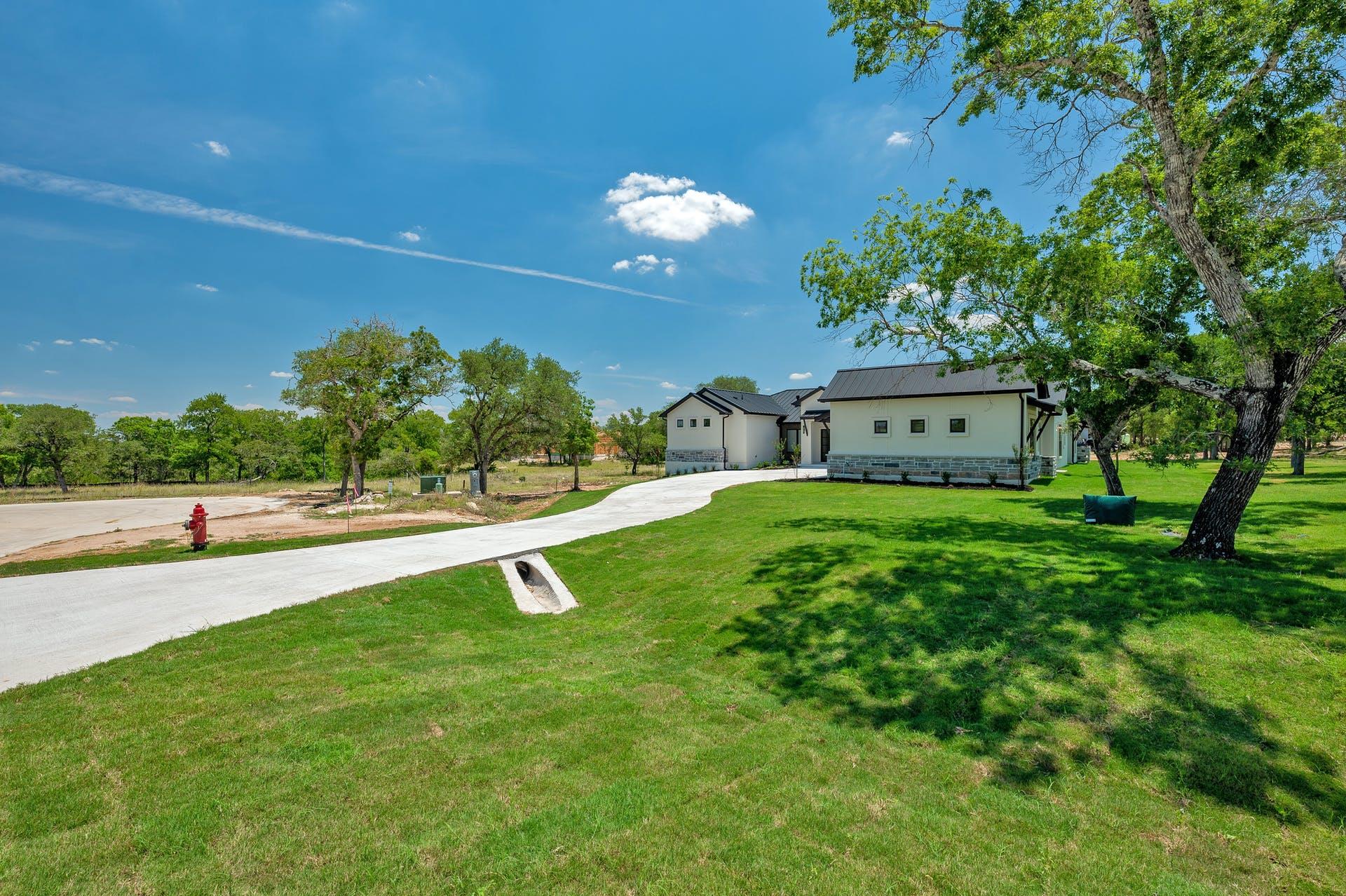 125 Stockman Dr, Dripping Springs, TX 78620