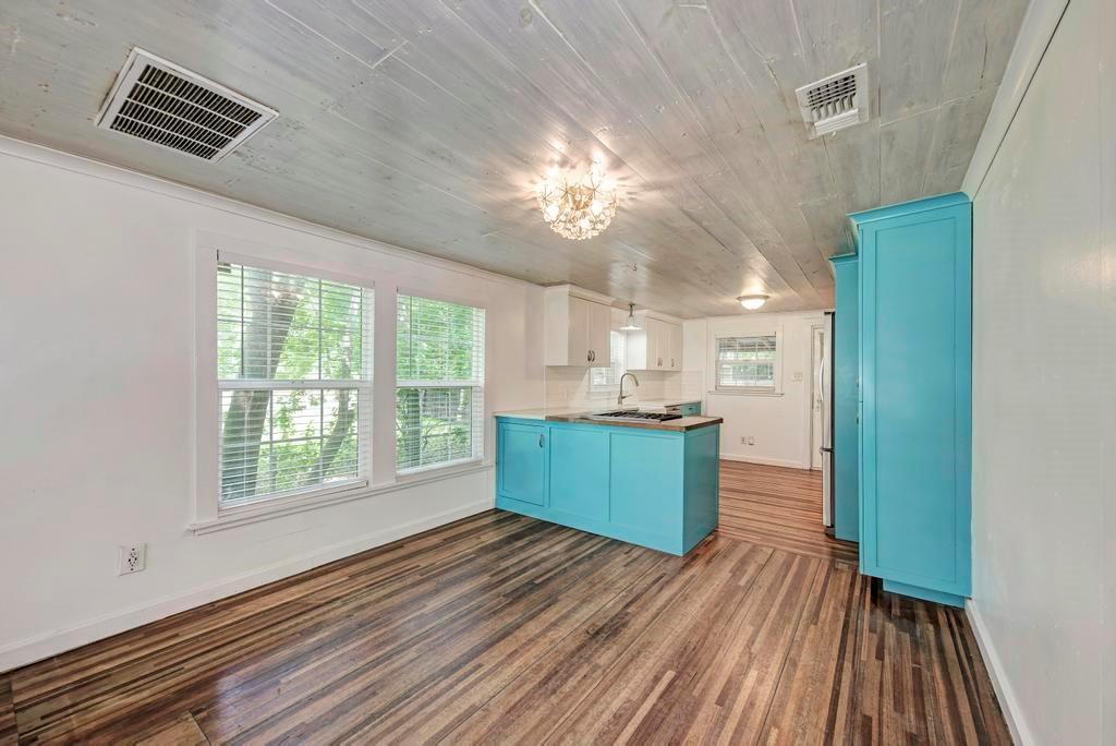 1407 Leona St # A, Austin, TX 78702