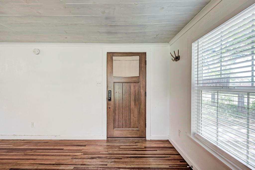 1407 Leona St # A, Austin, TX 78702