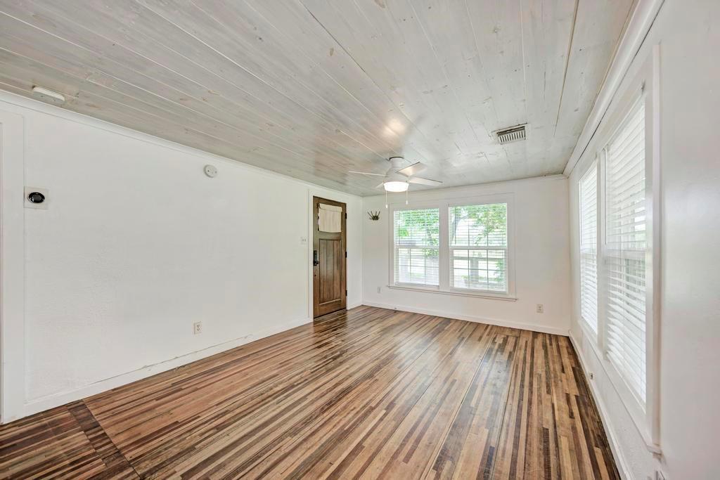 1407 Leona St # A, Austin, TX 78702