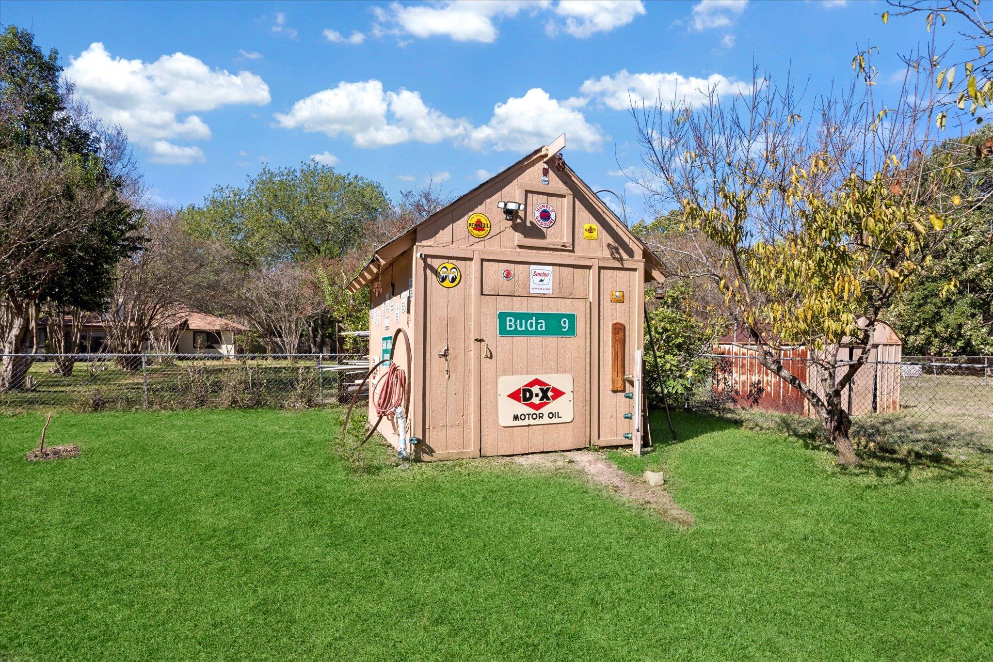 12902 Mystic Dr, Manchaca, TX 78652