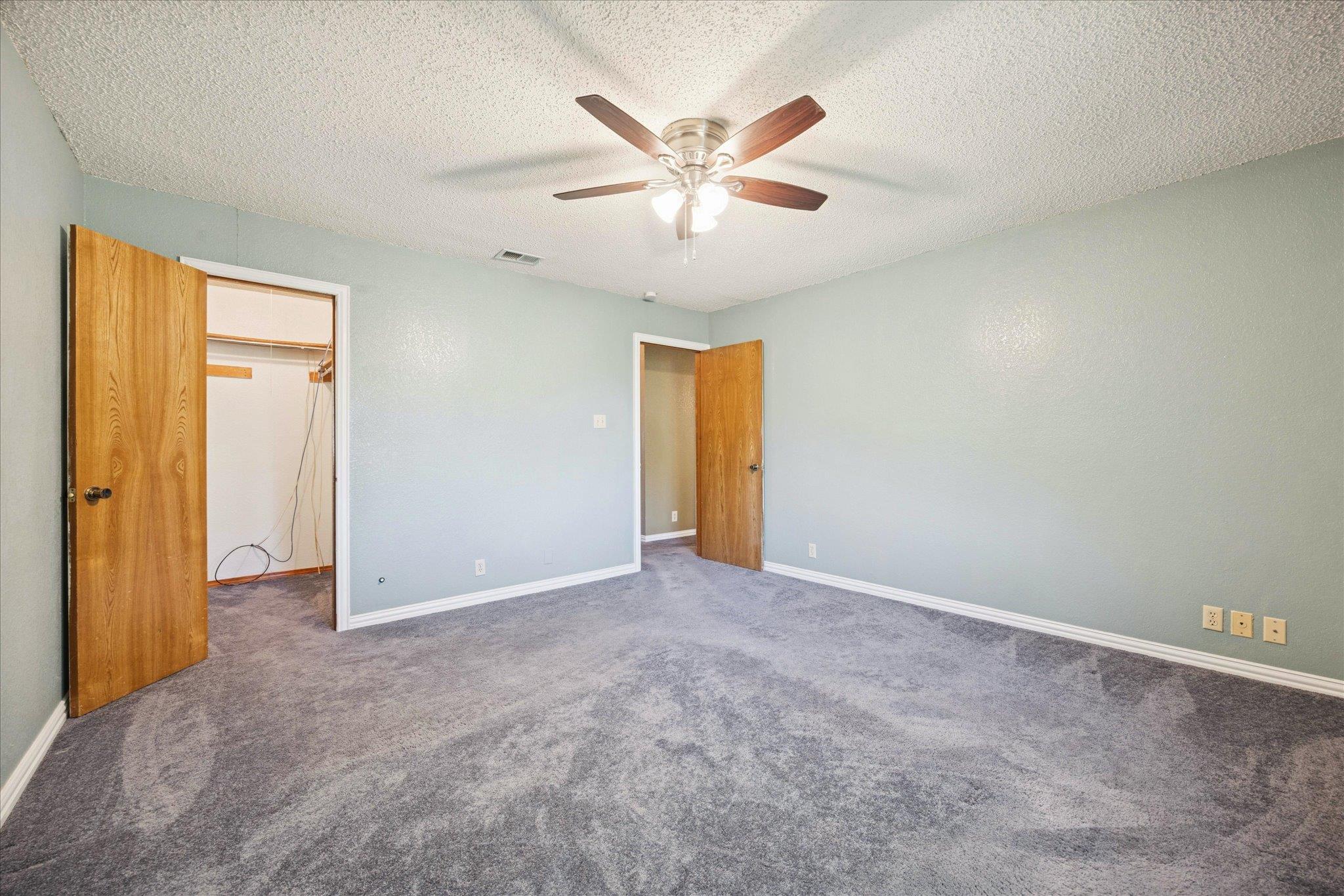 12902 Mystic Dr, Manchaca, TX 78652