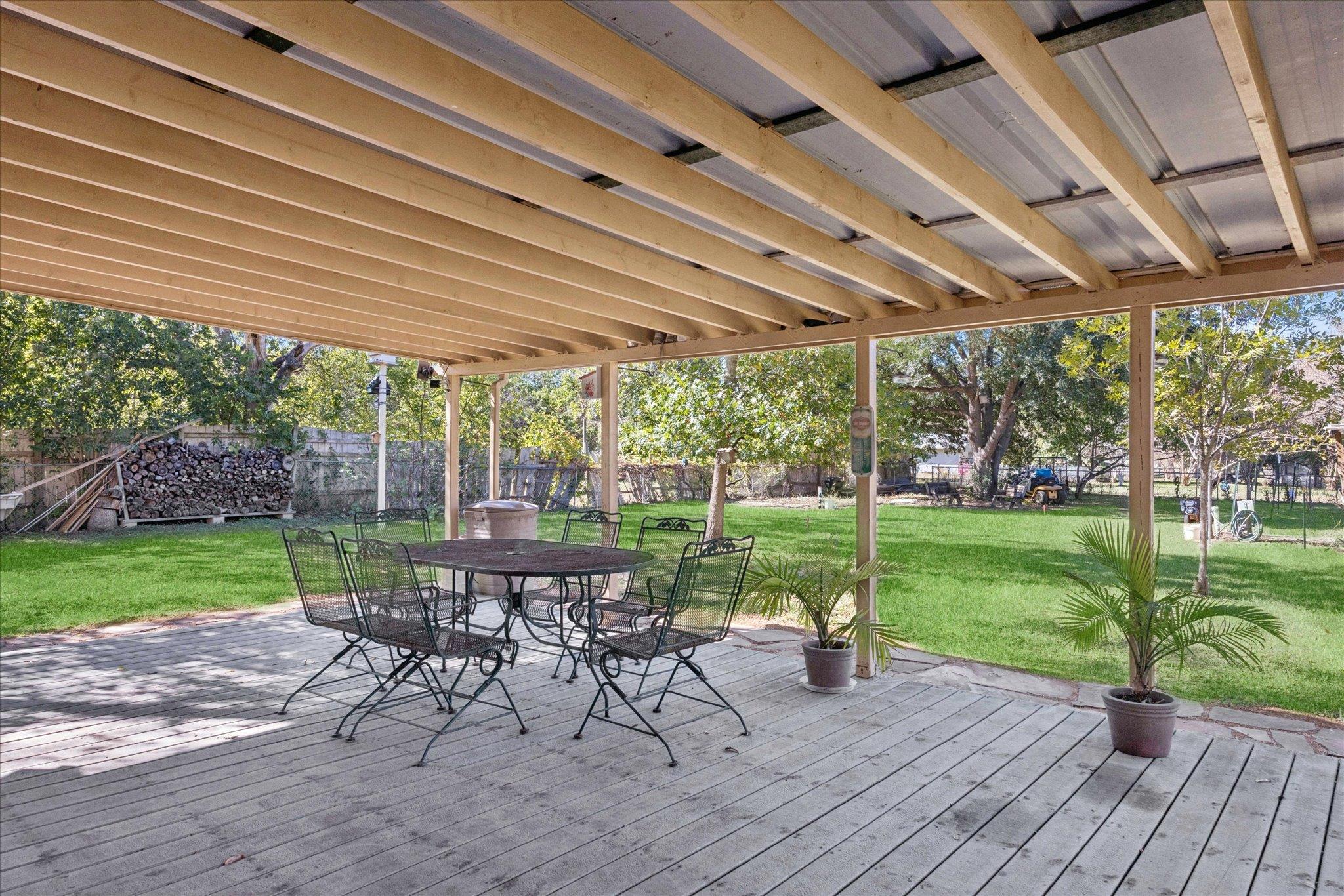 12902 Mystic Dr, Manchaca, TX 78652