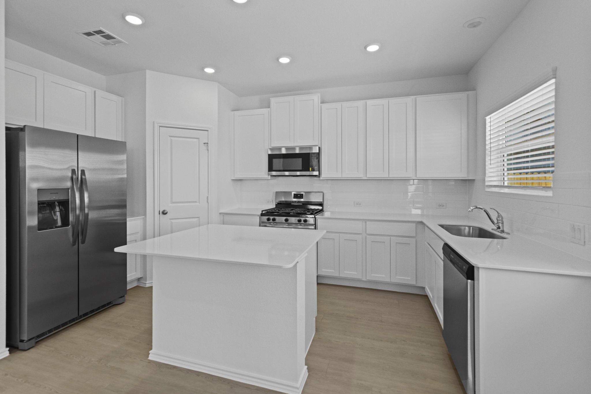 961 Soapstone Pass, Maxwell, TX 78656