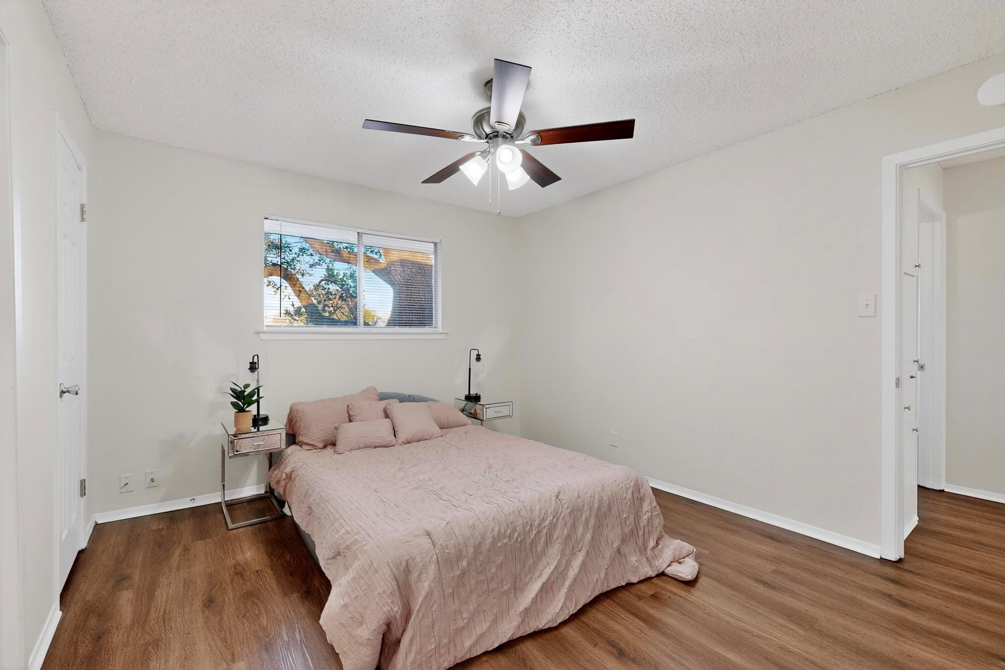 912 Speer Ln, Austin, TX 78745