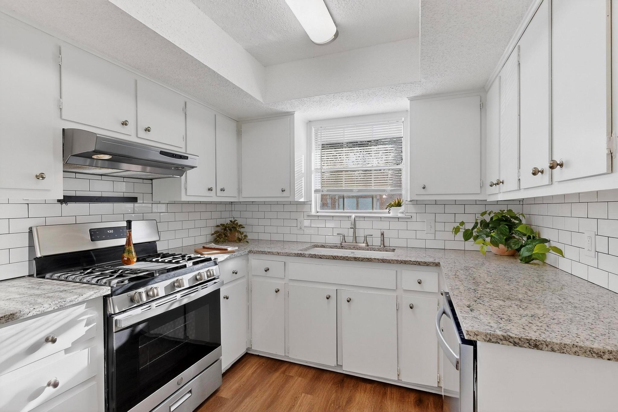 912 Speer Ln, Austin, TX 78745