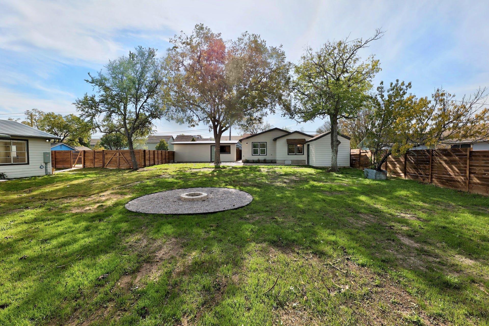 306 W Stassney Ln # 1&2, Austin, TX 78745