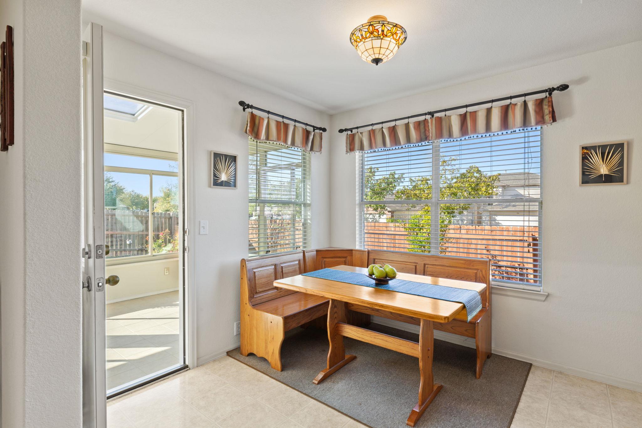 172 Chaparro Dr, Kyle, TX 78640