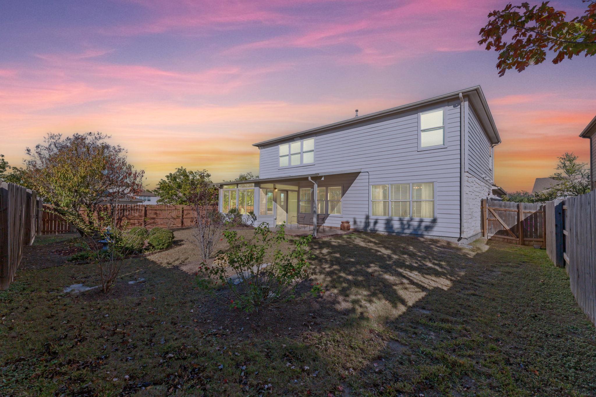 172 Chaparro Dr, Kyle, TX 78640