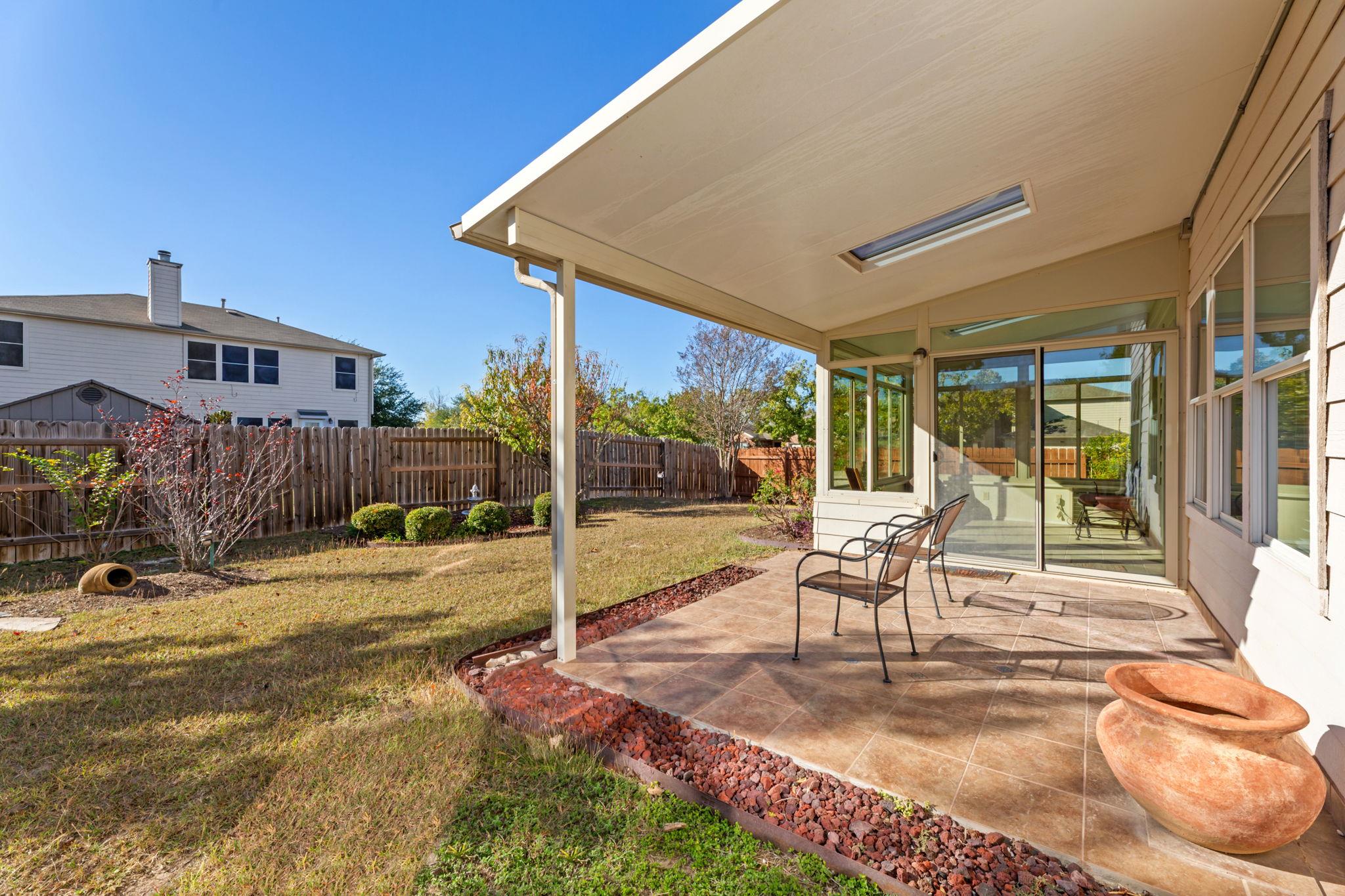 172 Chaparro Dr, Kyle, TX 78640