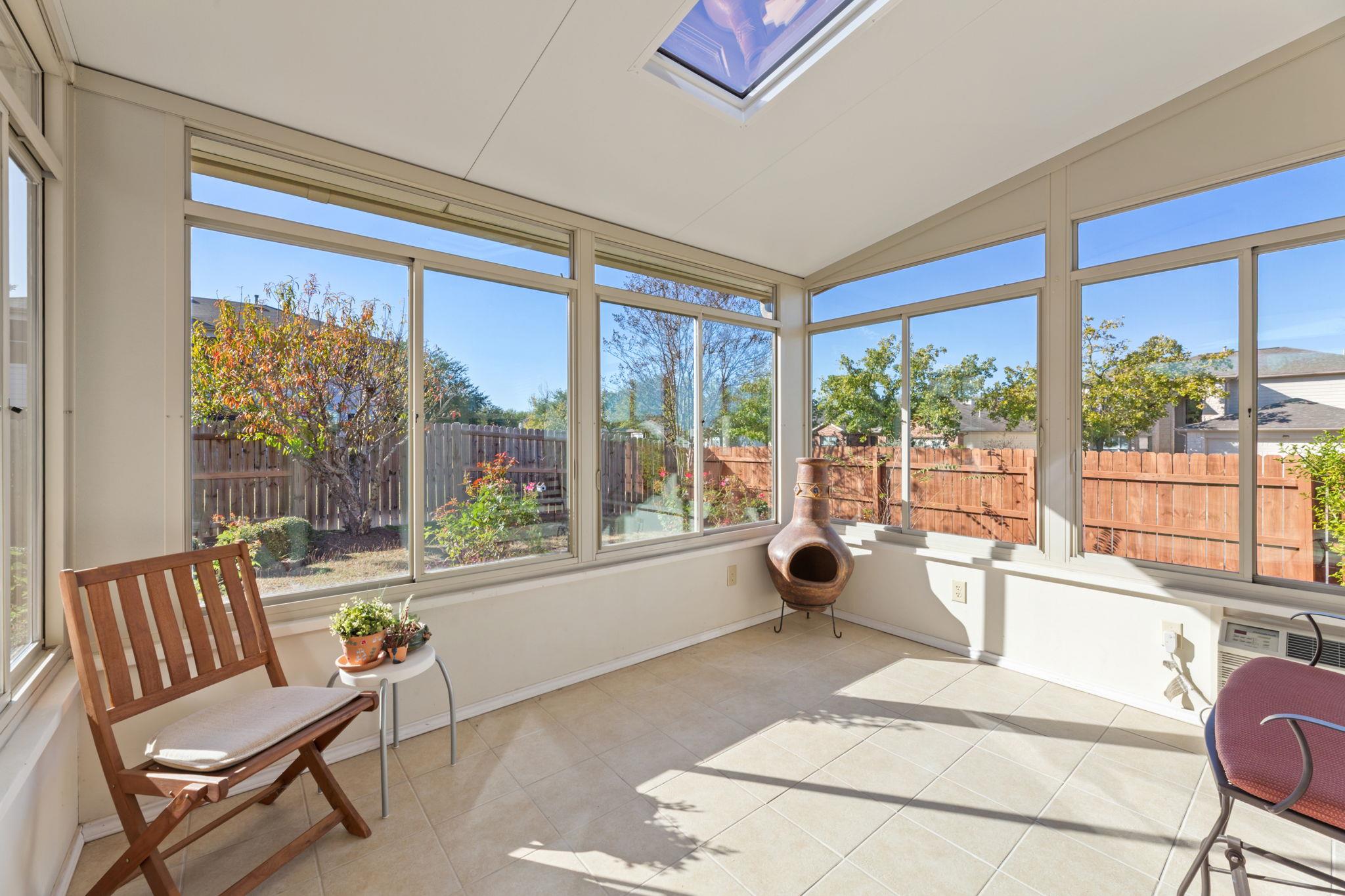 172 Chaparro Dr, Kyle, TX 78640