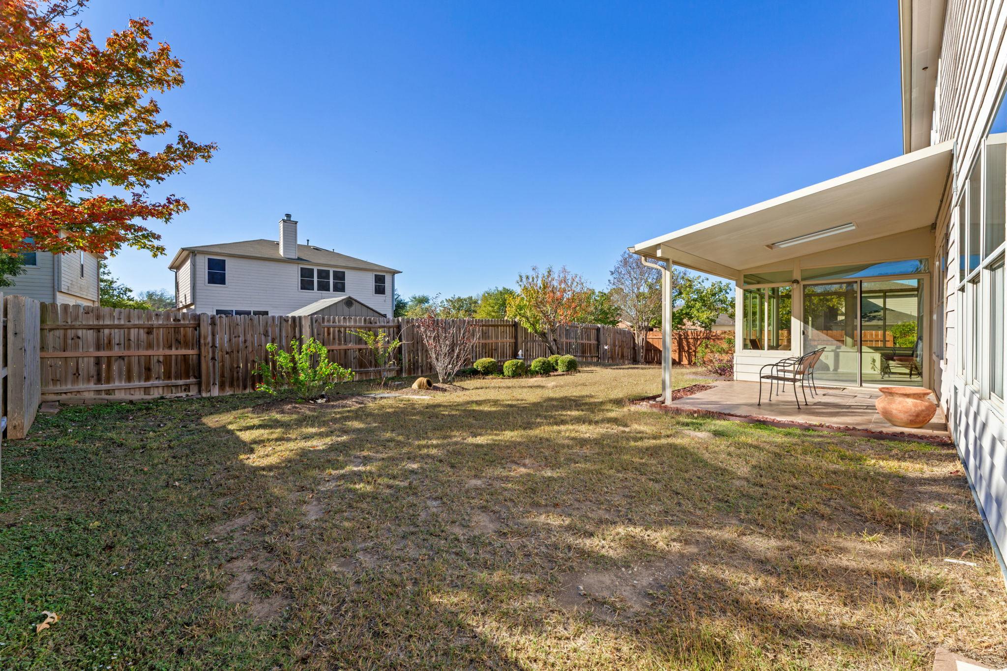 172 Chaparro Dr, Kyle, TX 78640