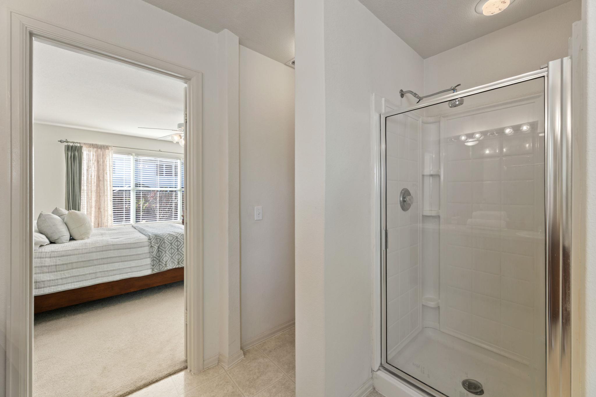 172 Chaparro Dr, Kyle, TX 78640