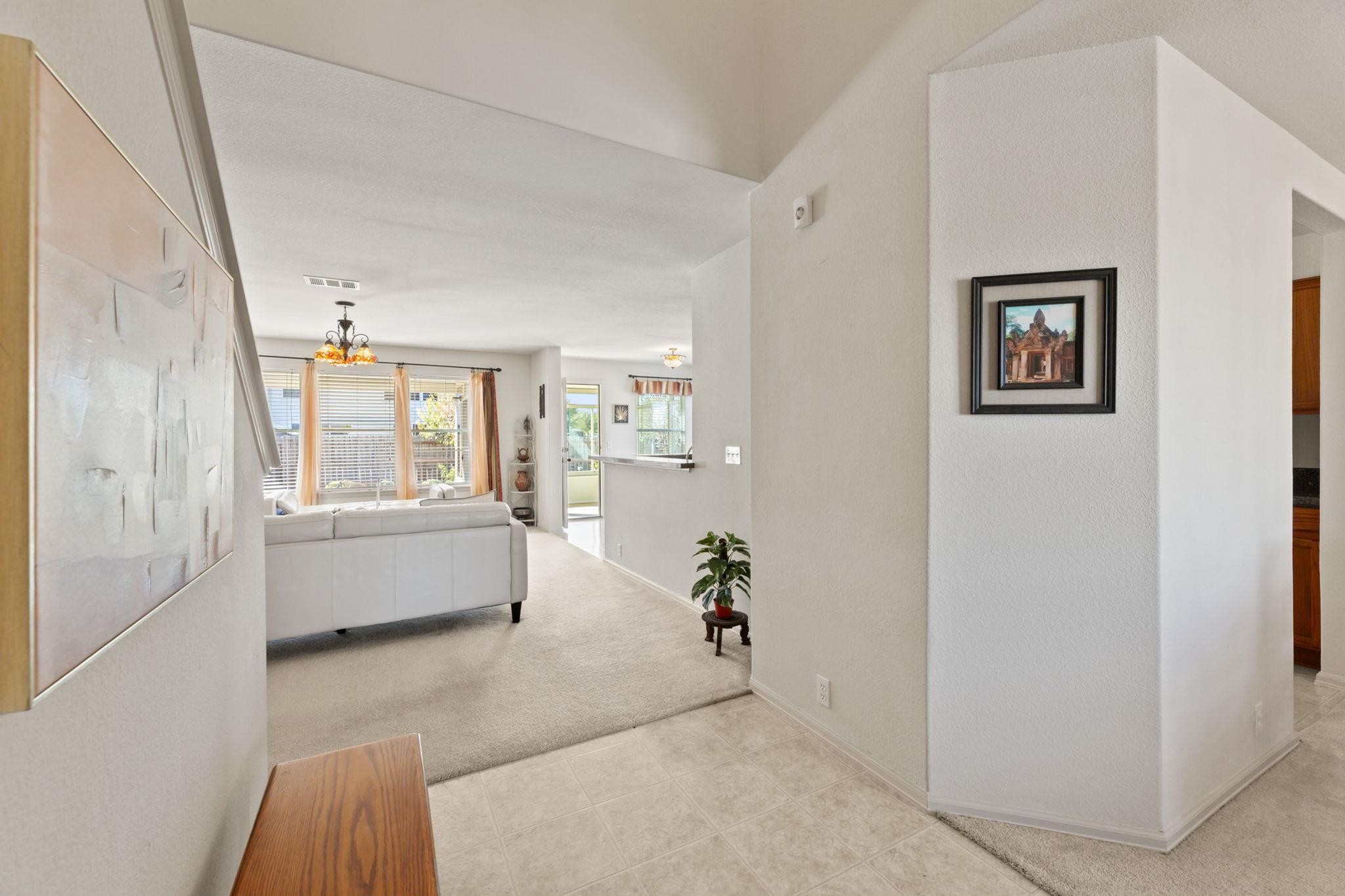 172 Chaparro Dr, Kyle, TX 78640