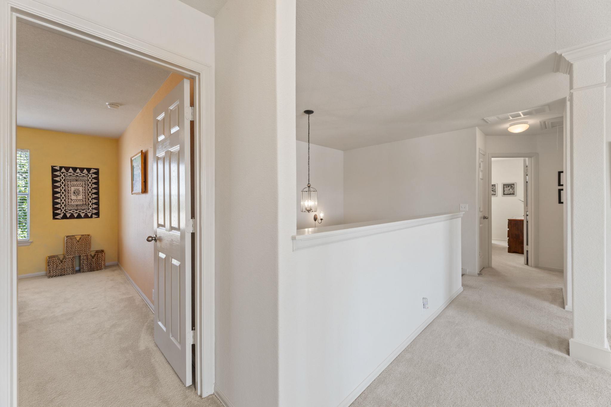 172 Chaparro Dr, Kyle, TX 78640