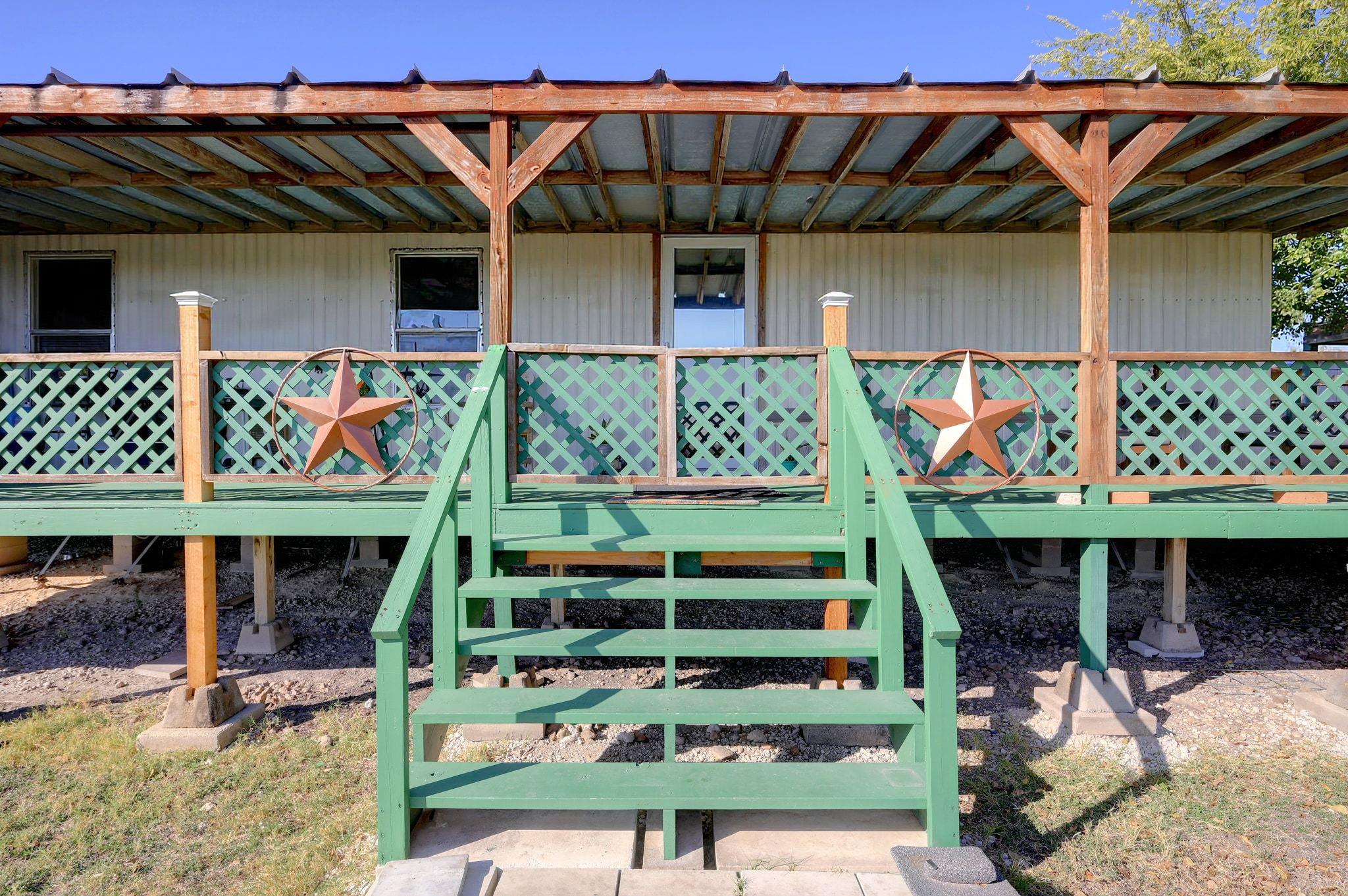 142 Friar Ct, Kyle, TX 78640