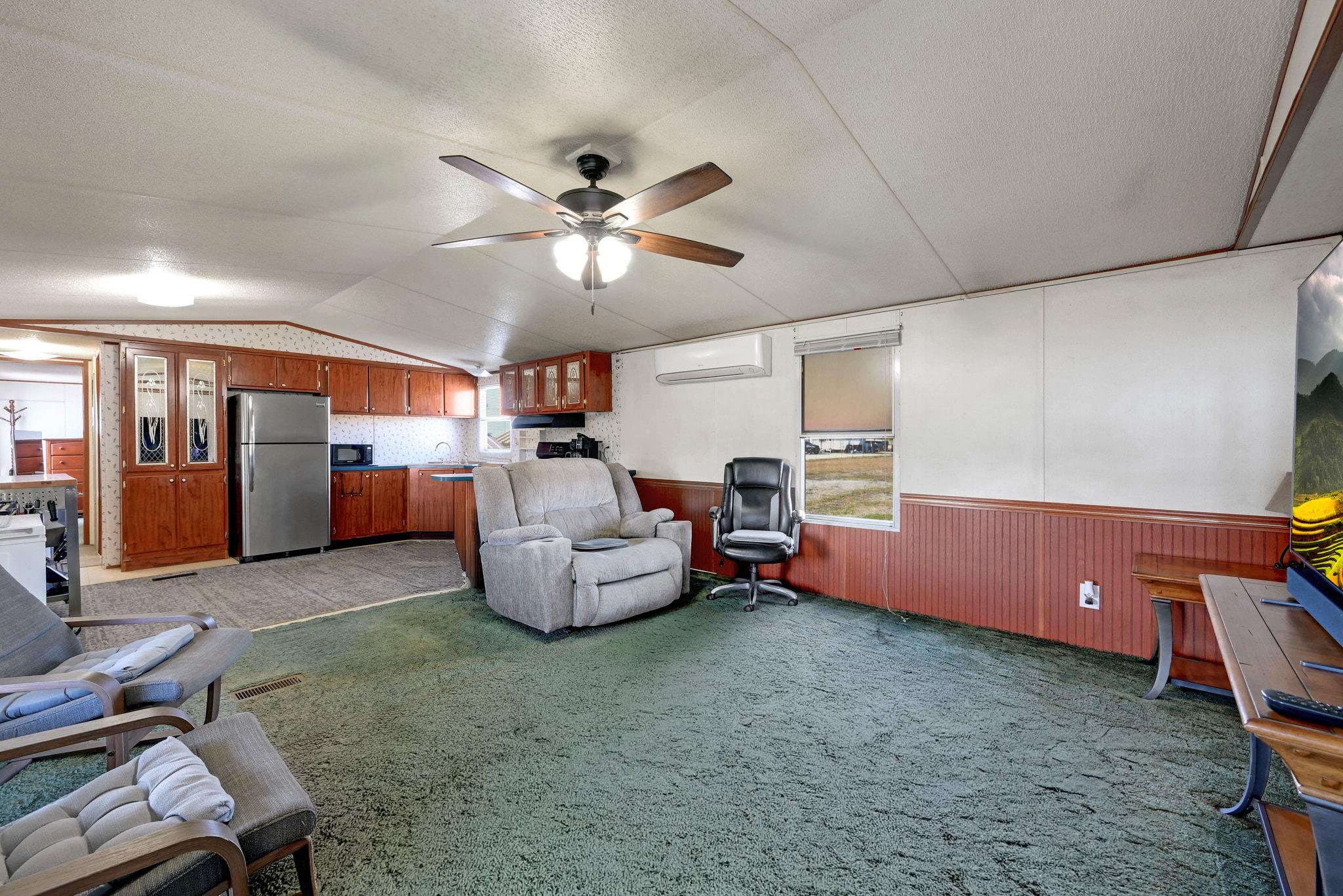 142 Friar Ct, Kyle, TX 78640