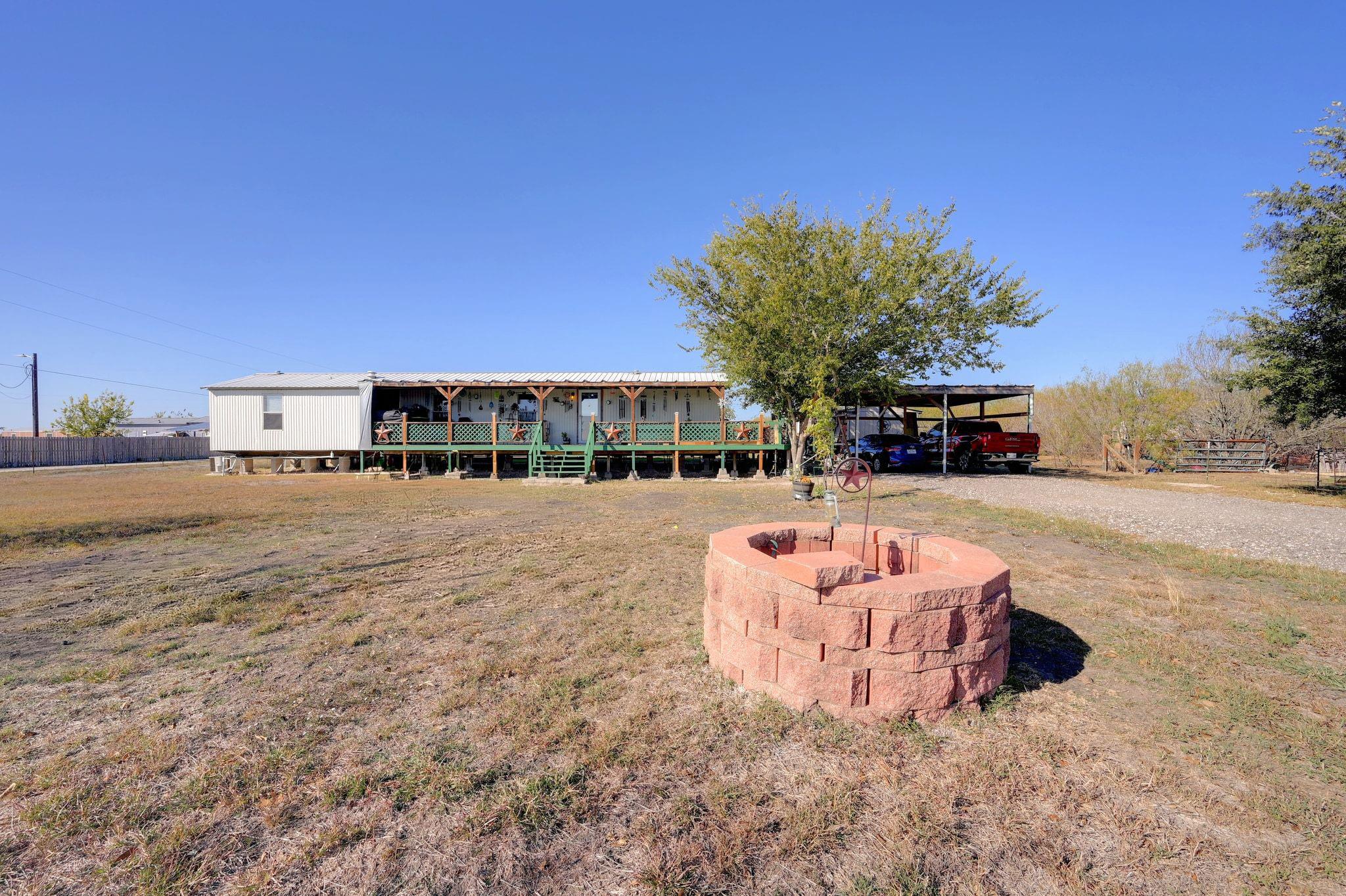 142 Friar Ct, Kyle, TX 78640