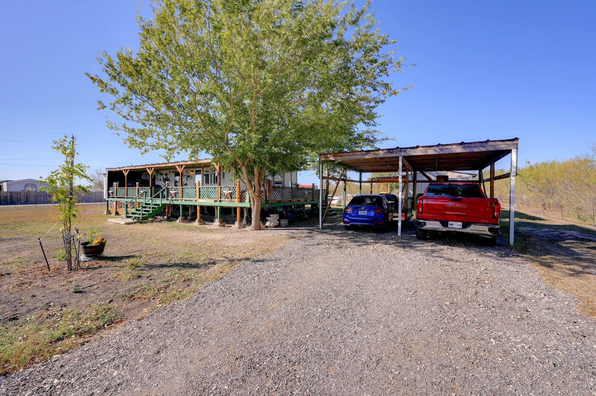 142 Friar Ct, Kyle, TX 78640