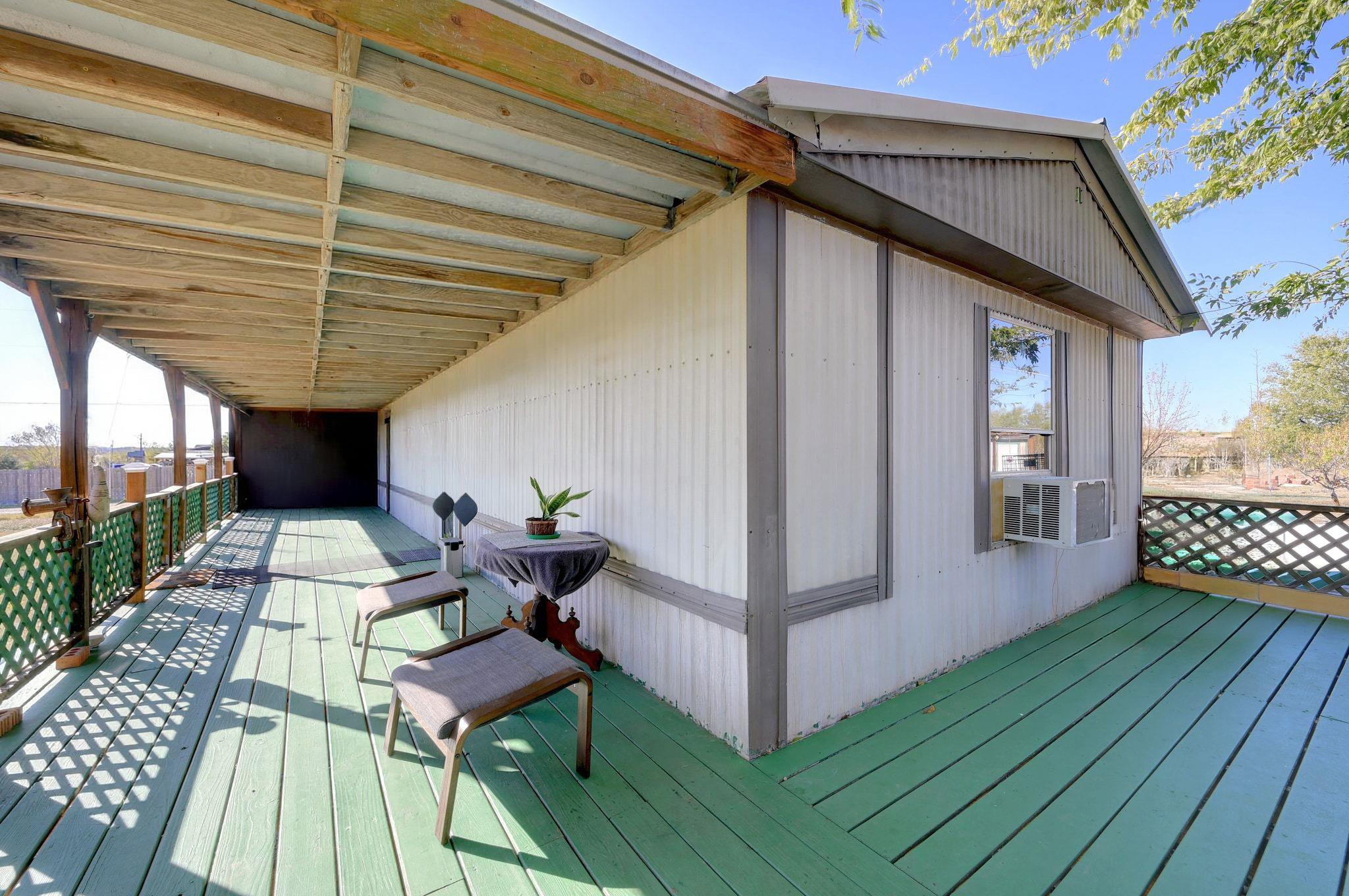 142 Friar Ct, Kyle, TX 78640