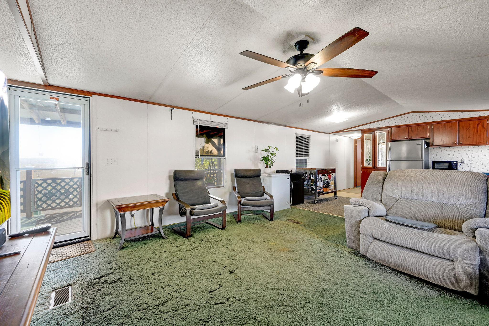 142 Friar Ct, Kyle, TX 78640