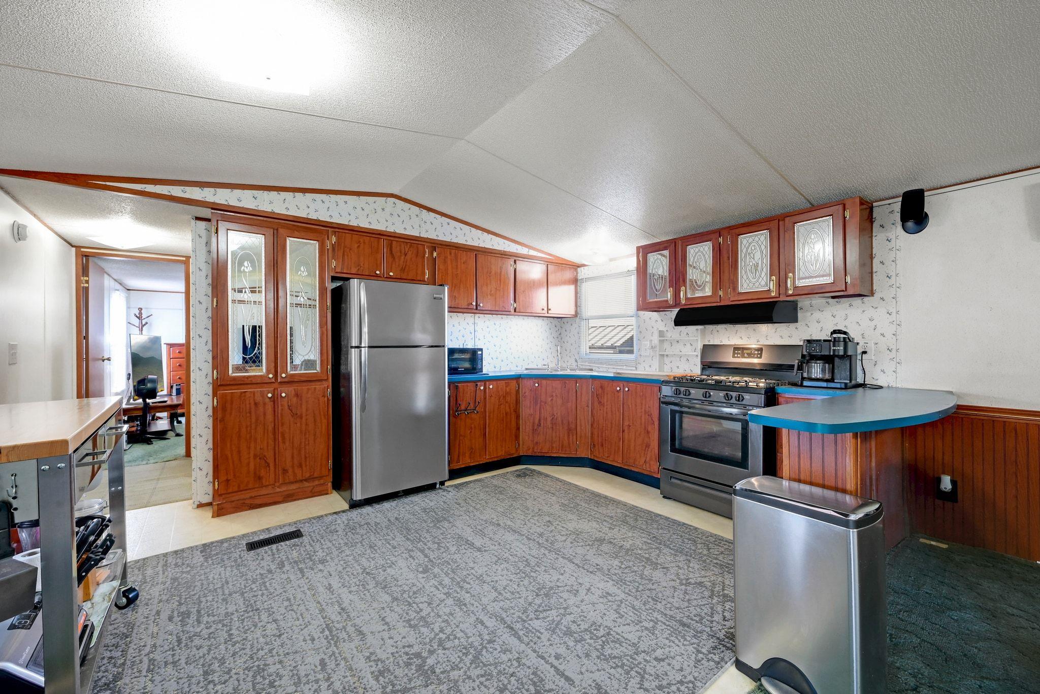 142 Friar Ct, Kyle, TX 78640