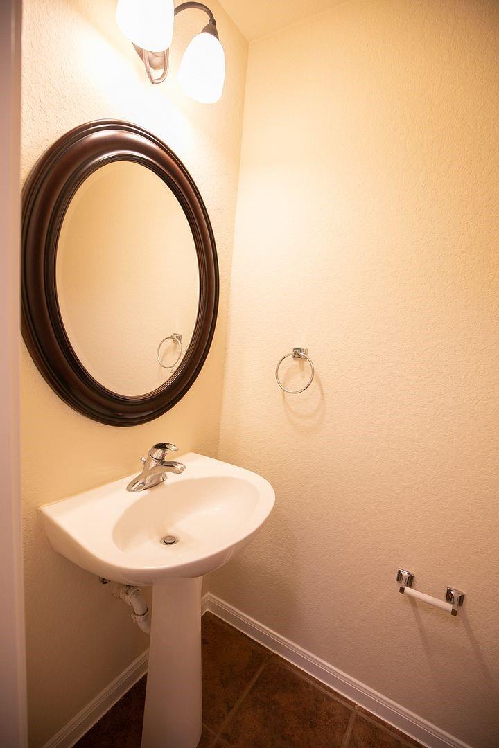 717 S Frontier Ln, Cedar Park, TX 78613