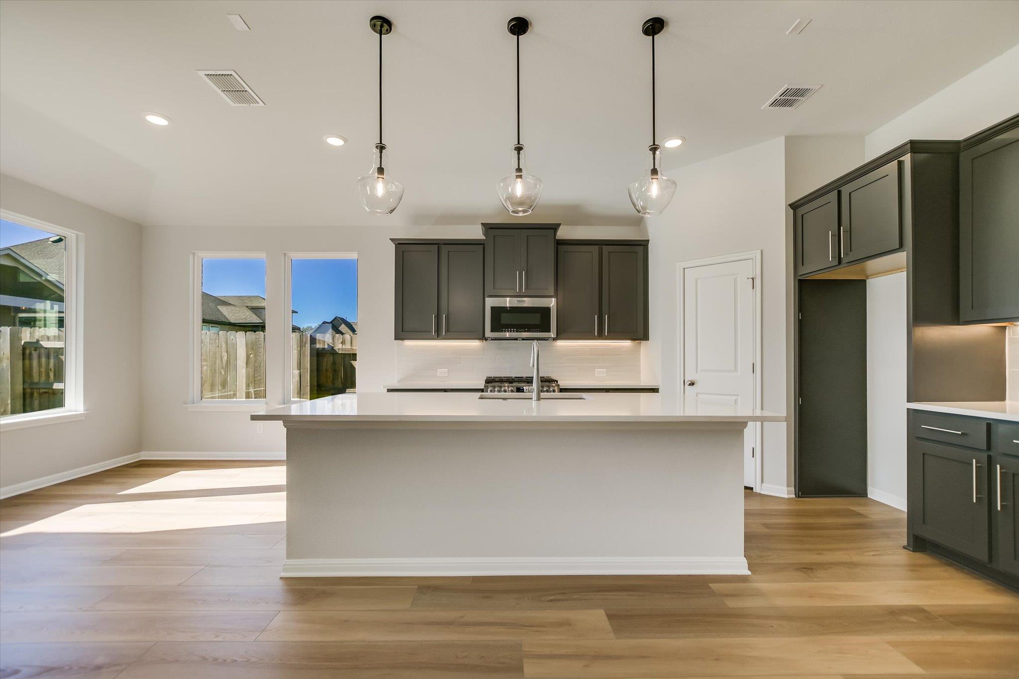 217 Smithsonian Ln, Kyle, TX 78640