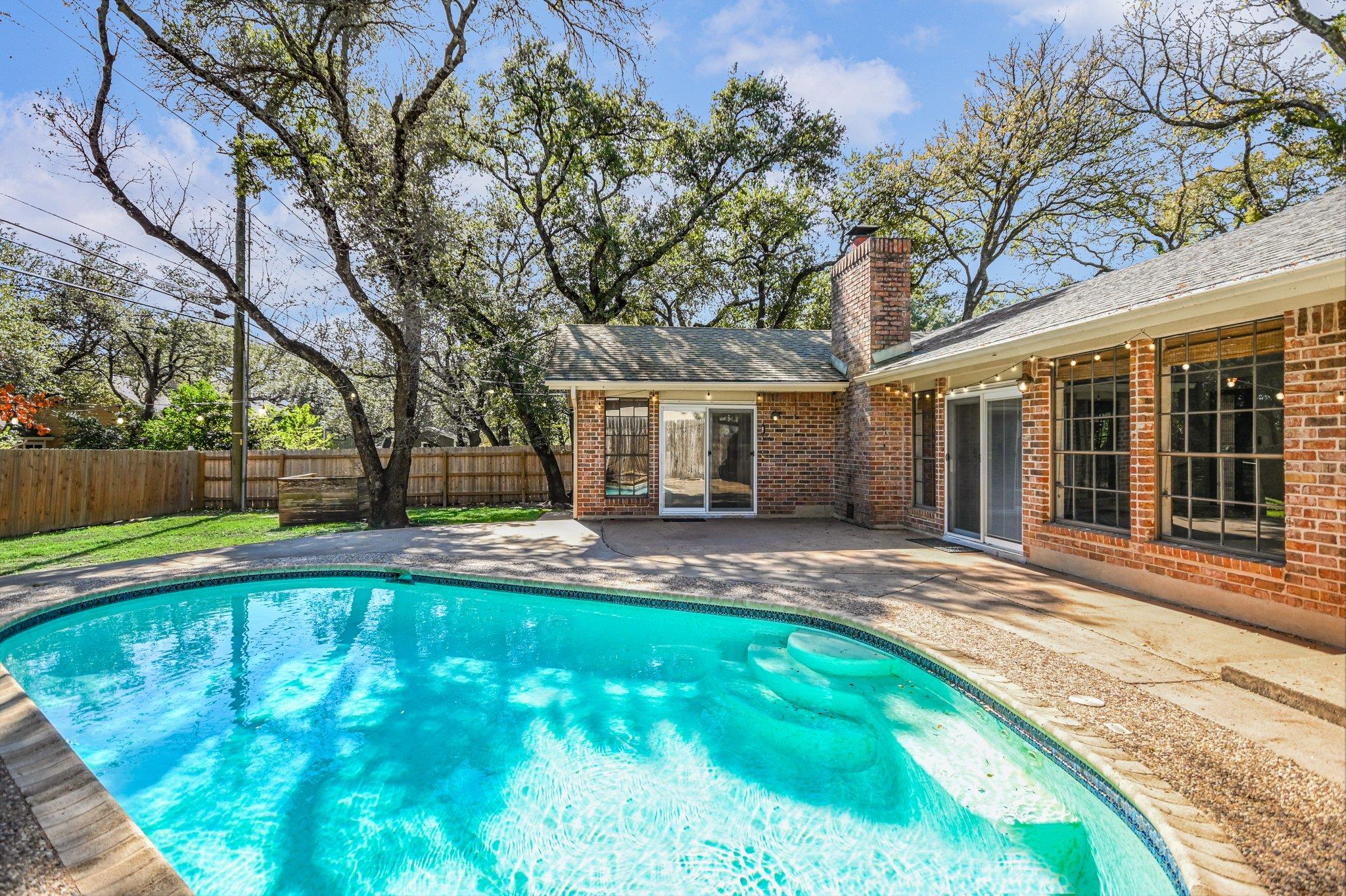 11601 Three Oaks Trl, Austin, TX 78759