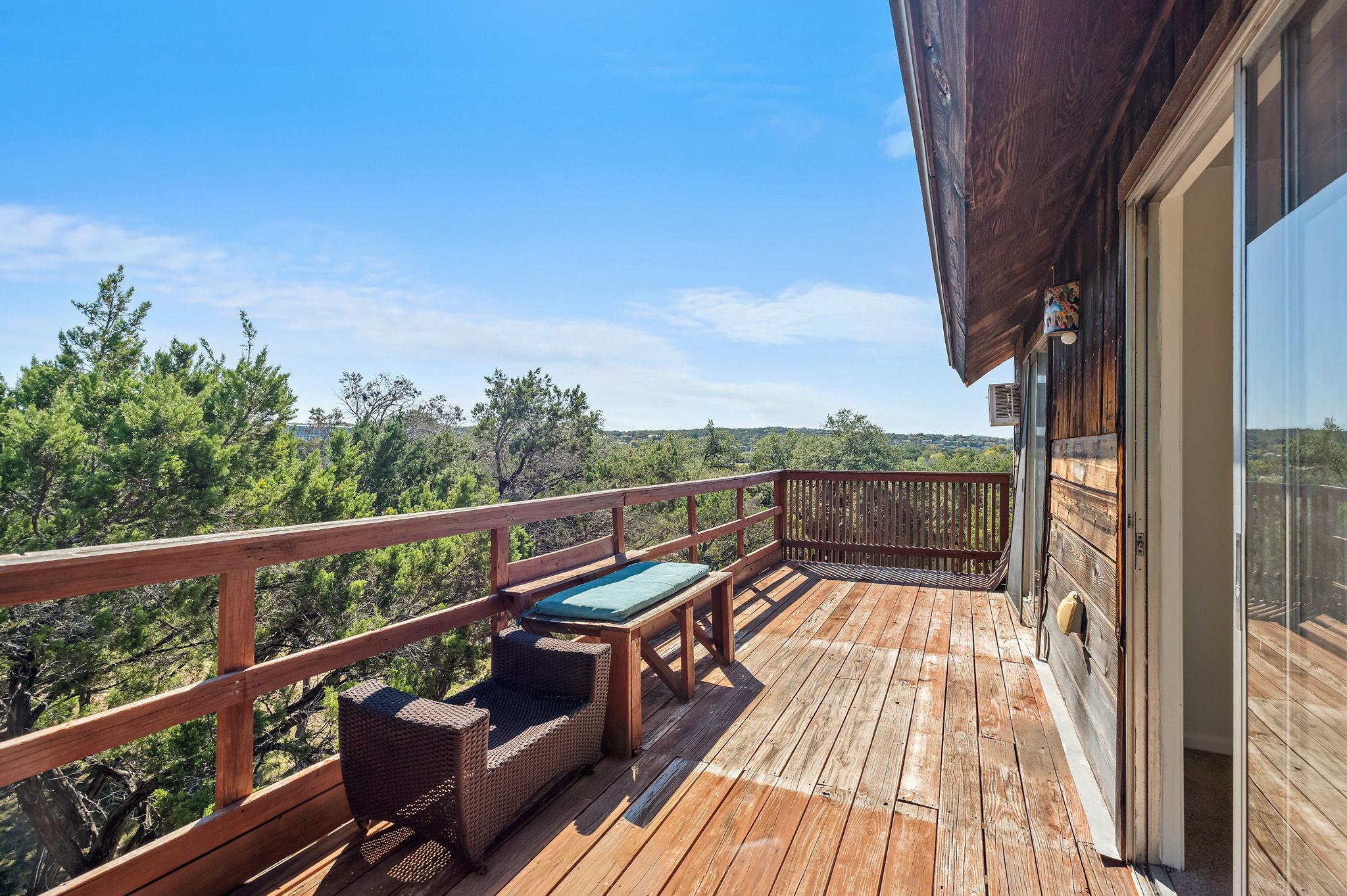 302 Venture Blvd S, Lago Vista, TX 78645