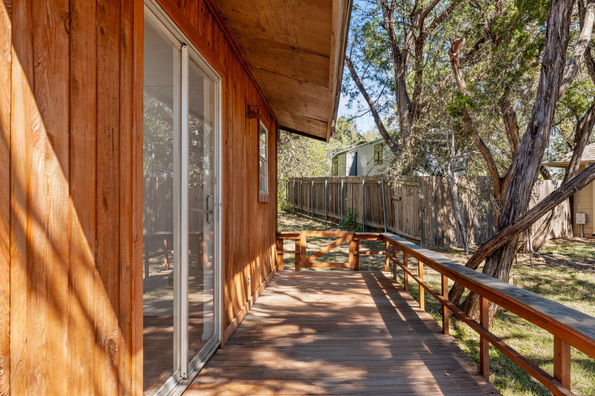 302 Venture Blvd S, Lago Vista, TX 78645