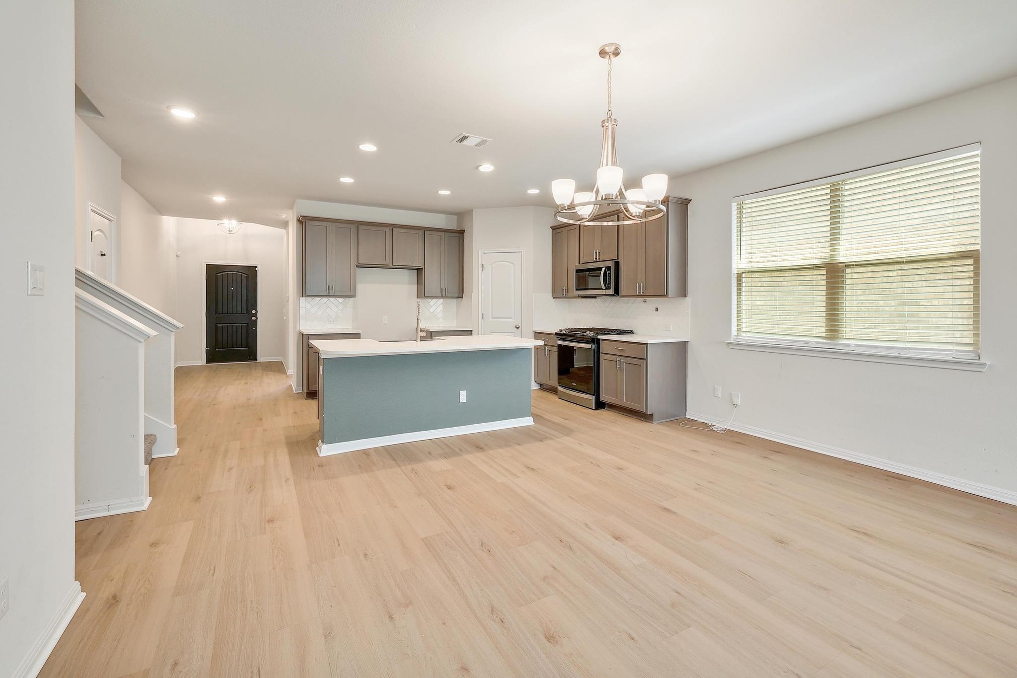 308 Castlefields St, Hutto, TX 78634