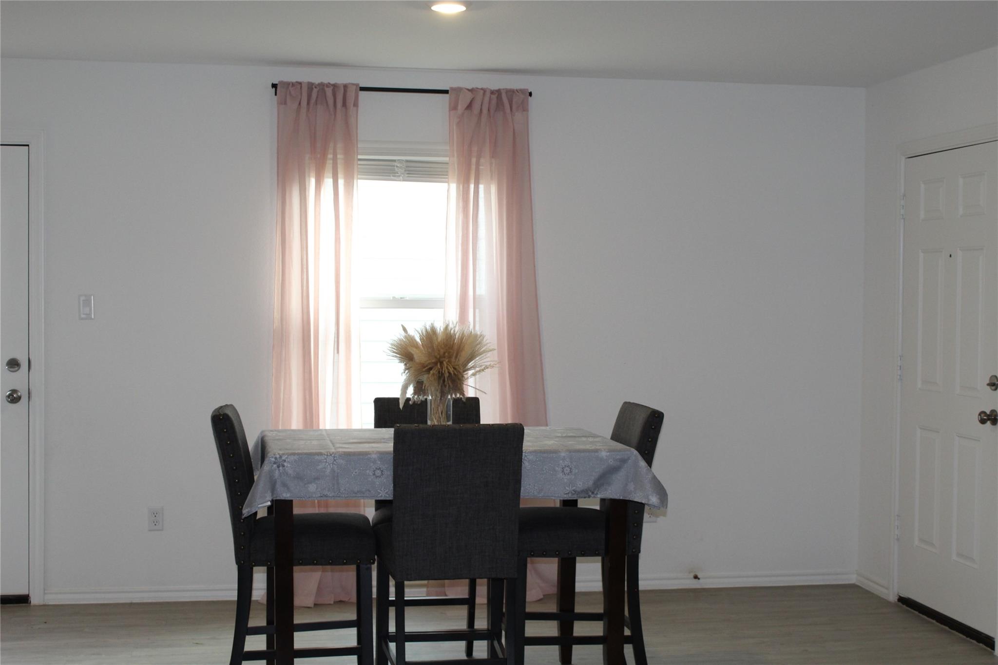 205 Marty Allen Loop, Jarrell, TX 76537