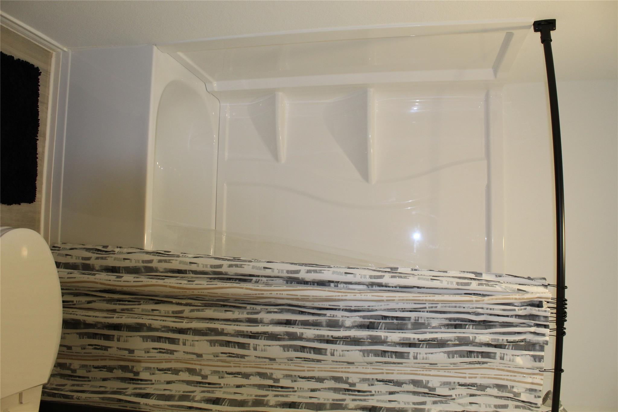 205 Marty Allen Loop, Jarrell, TX 76537