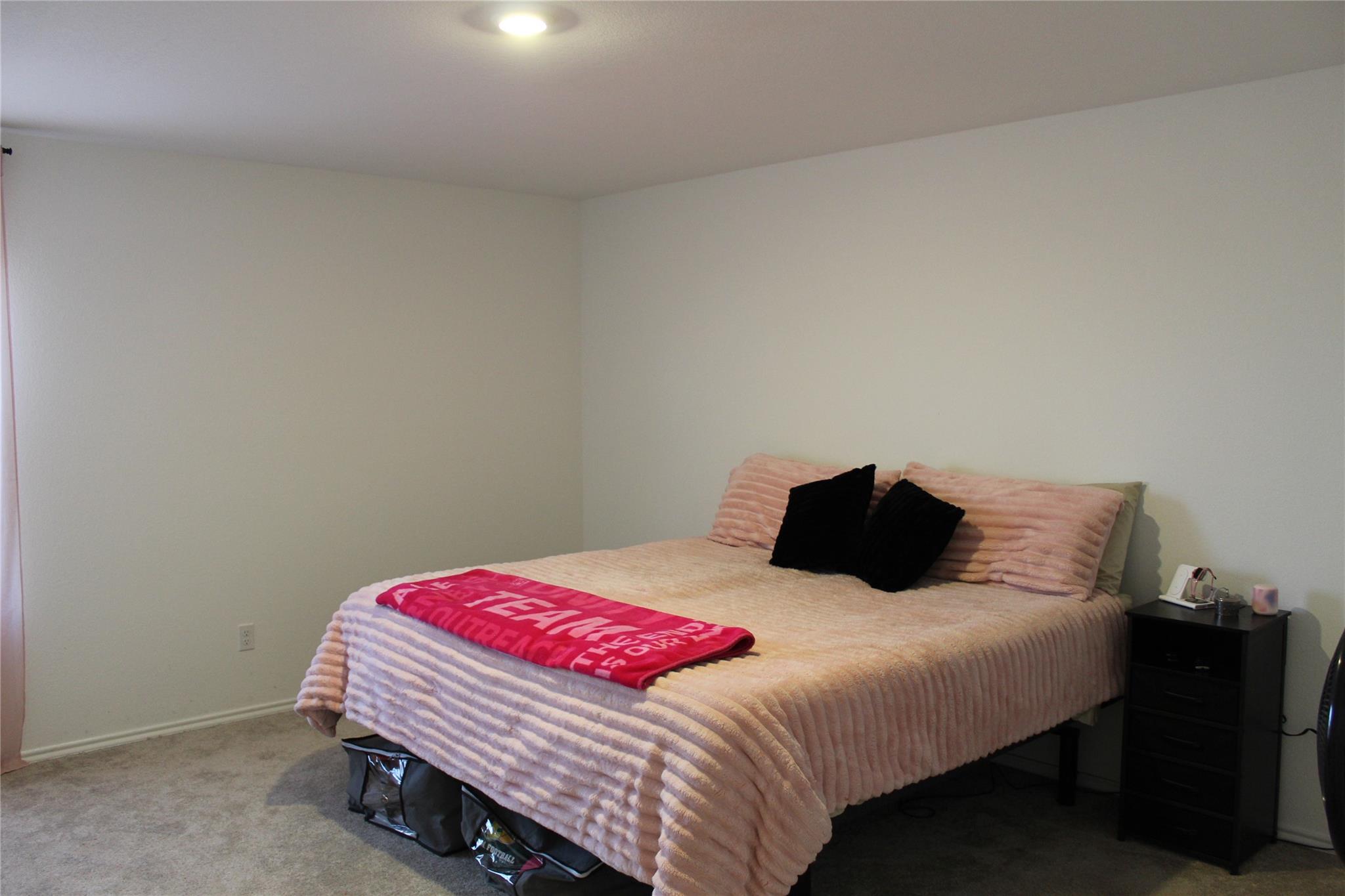 205 Marty Allen Loop, Jarrell, TX 76537