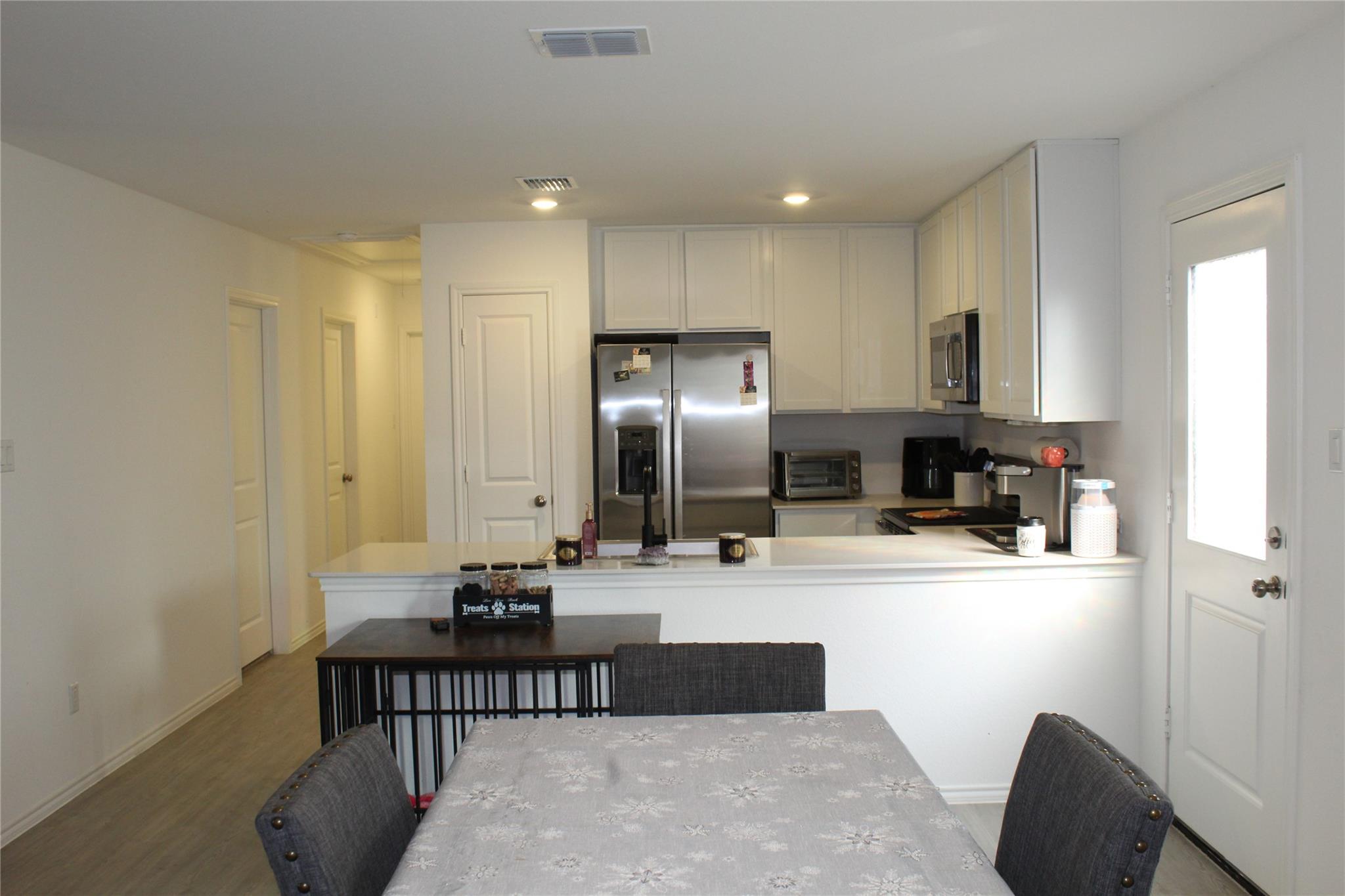 205 Marty Allen Loop, Jarrell, TX 76537