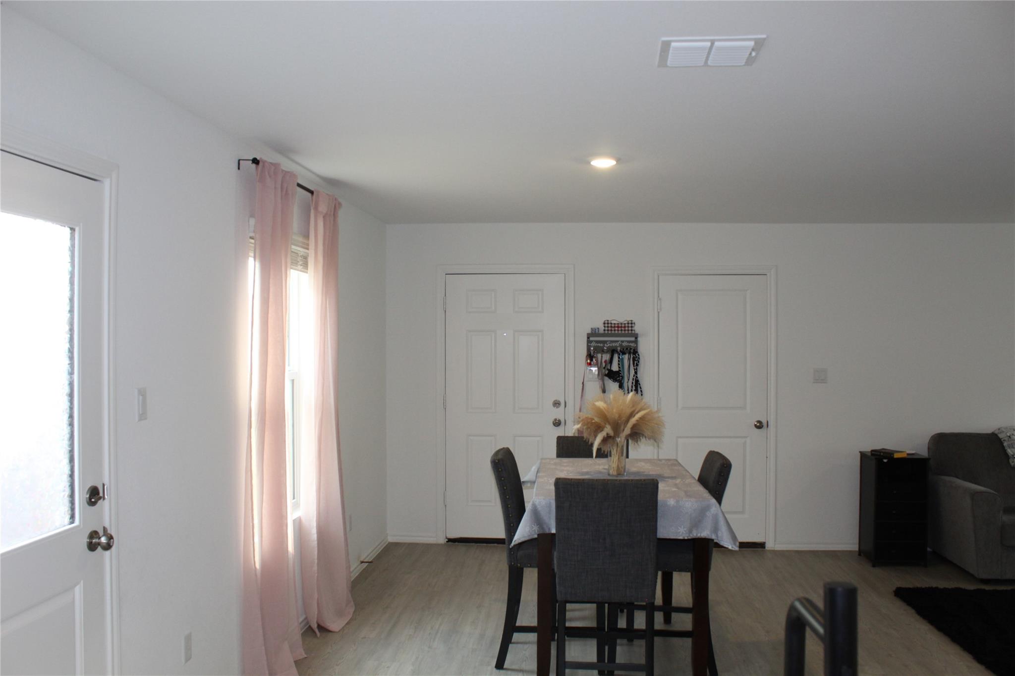 205 Marty Allen Loop, Jarrell, TX 76537