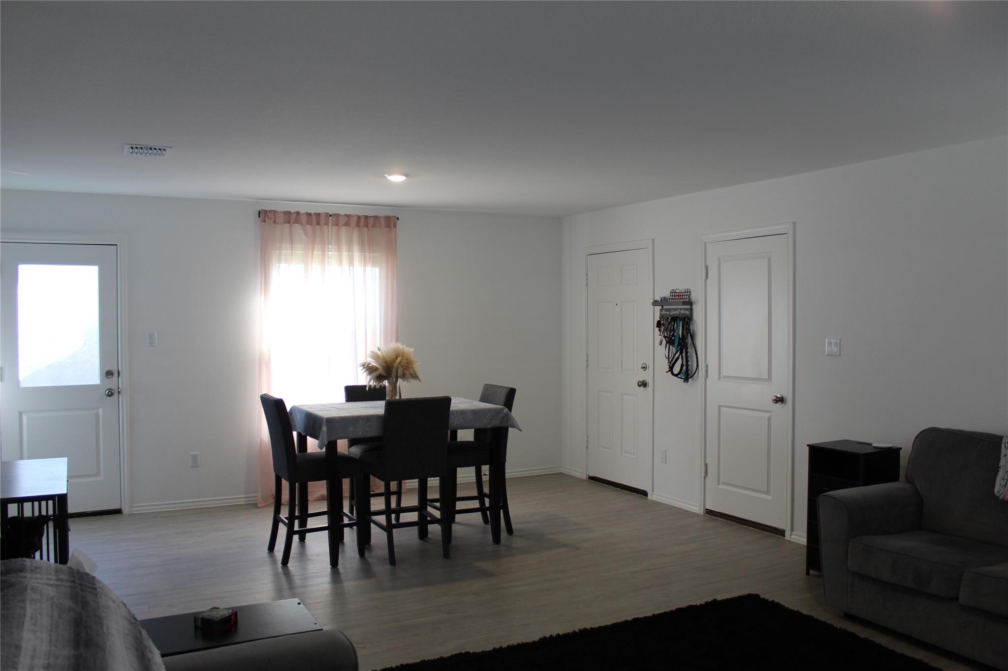 205 Marty Allen Loop, Jarrell, TX 76537