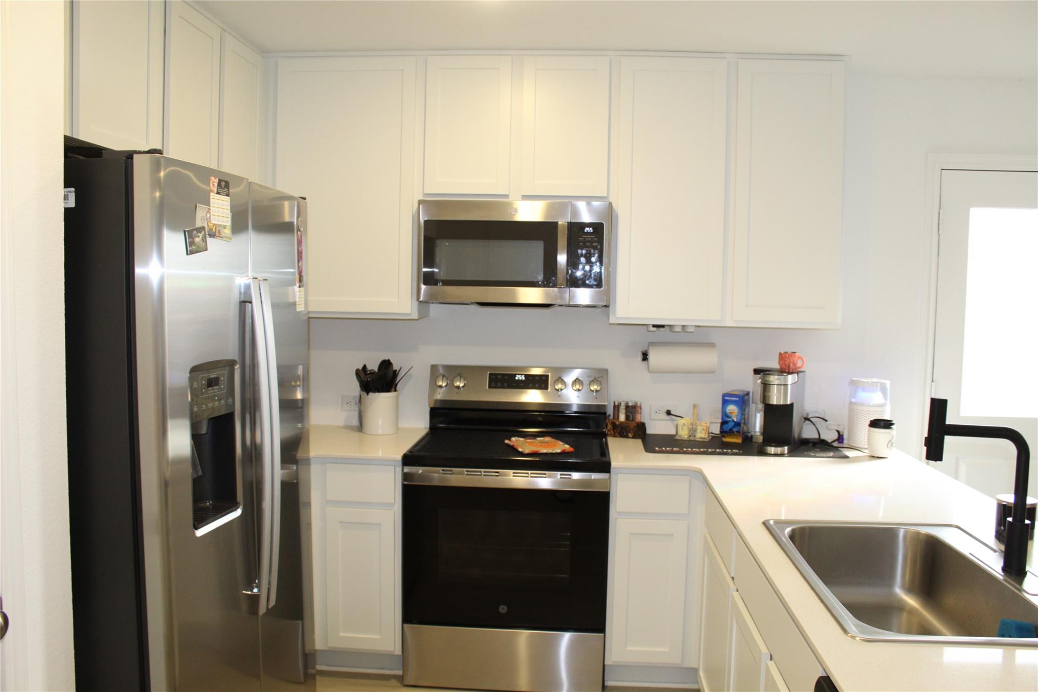 205 Marty Allen Loop, Jarrell, TX 76537