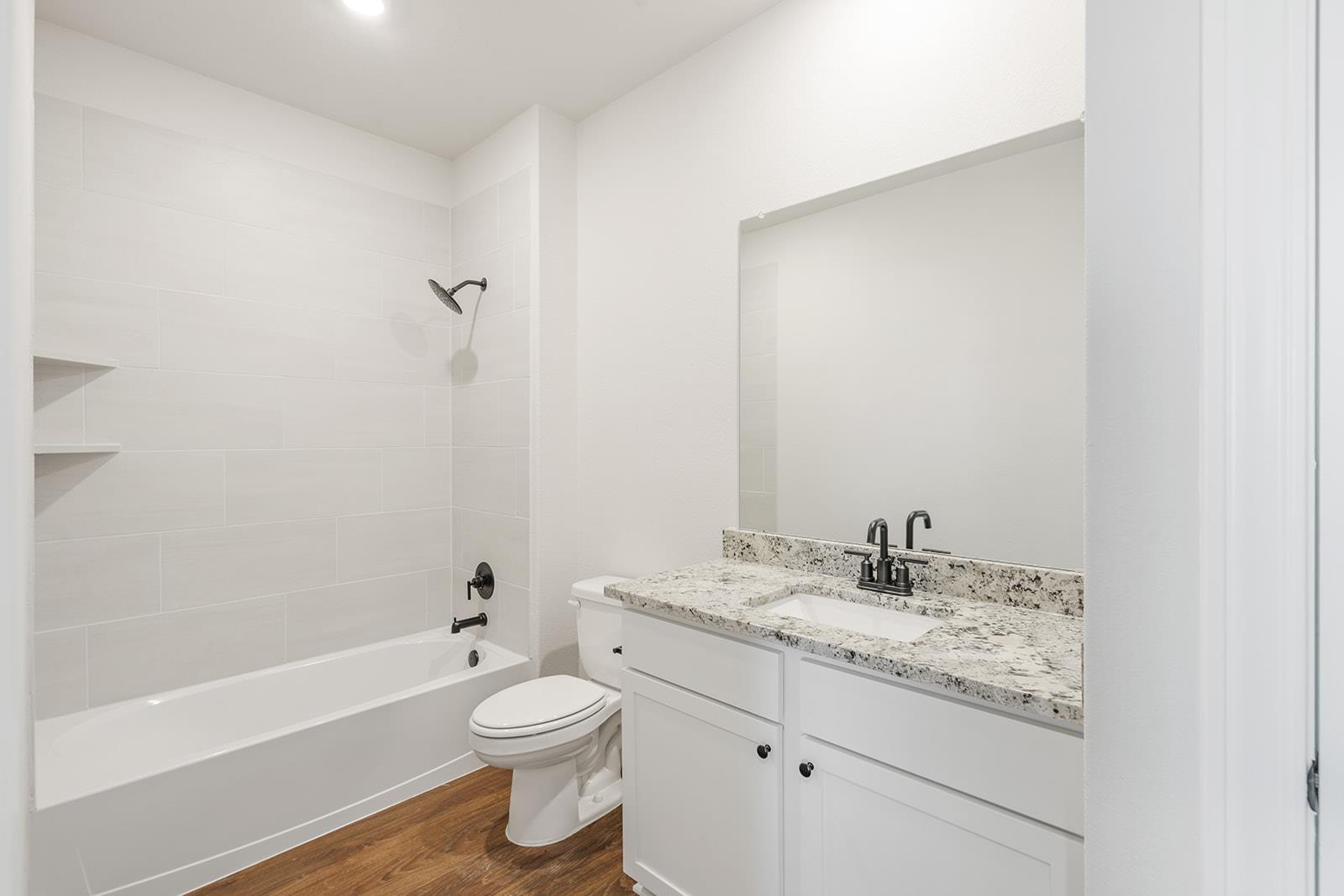 513 W Luna Blue Ln, Jarrell, TX 76537