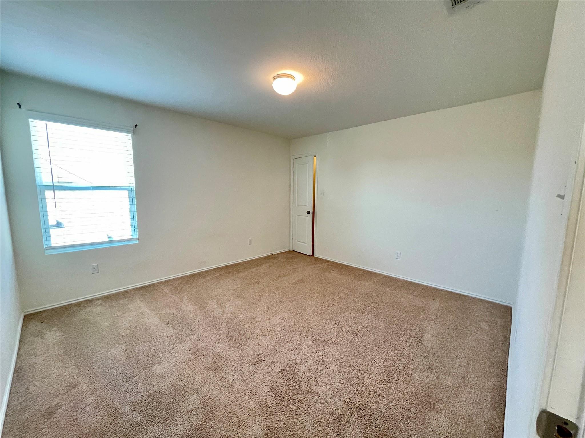 112 Wind Flower Ln, Liberty Hill, TX 78642