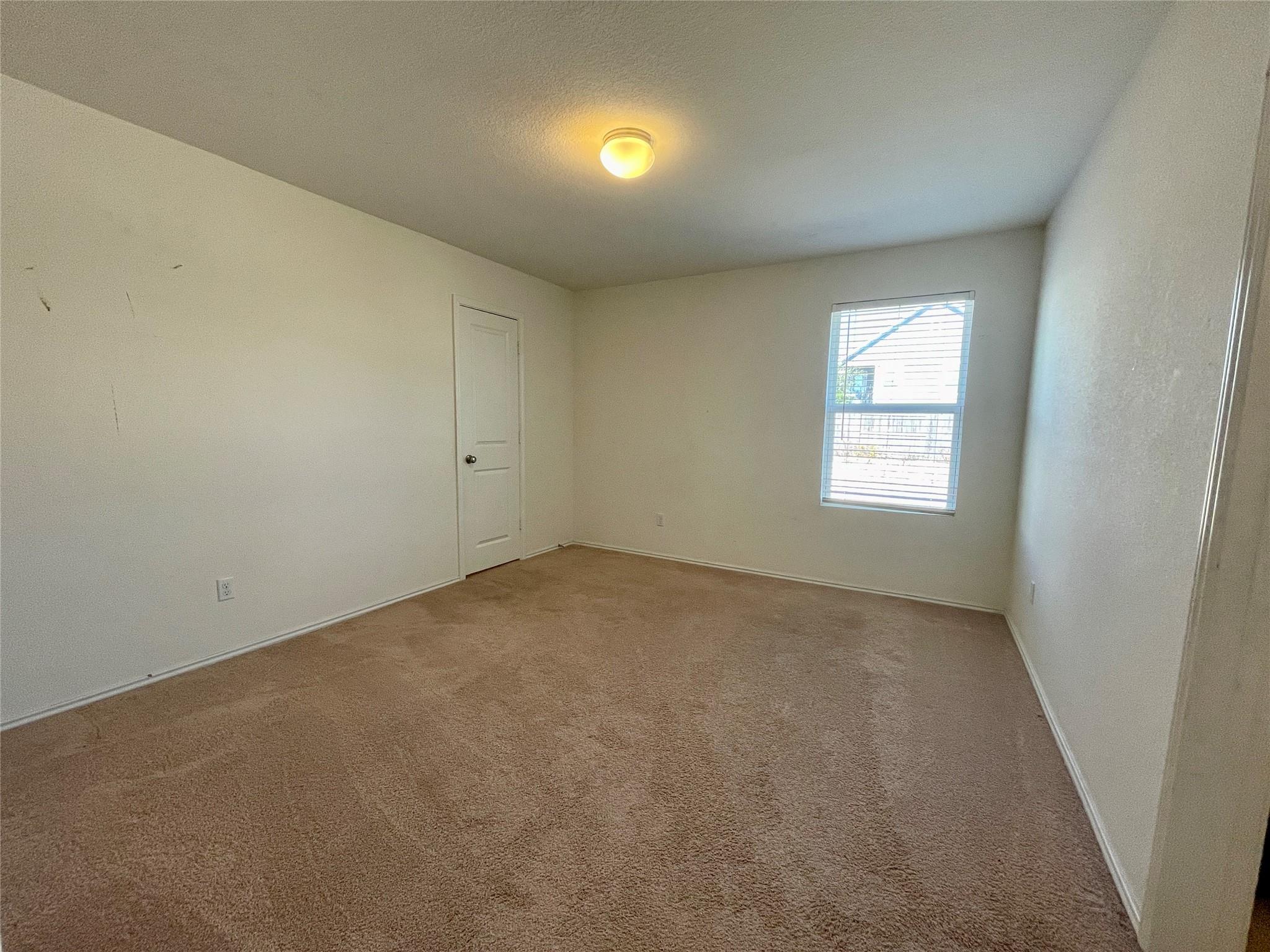 112 Wind Flower Ln, Liberty Hill, TX 78642